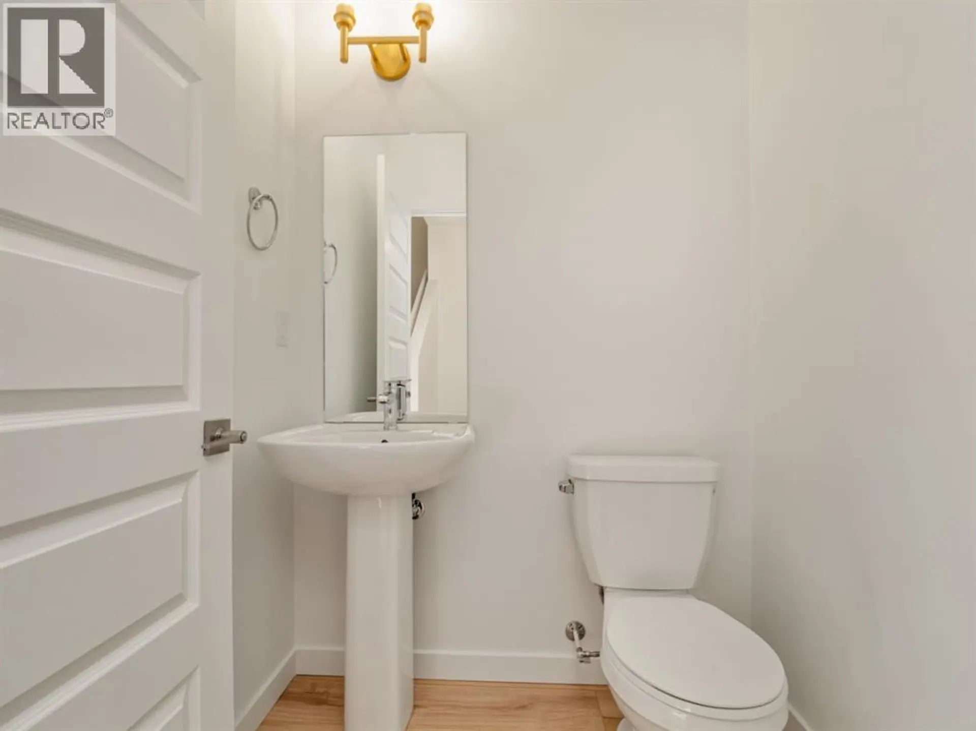 90 Miners Road W - Image 10