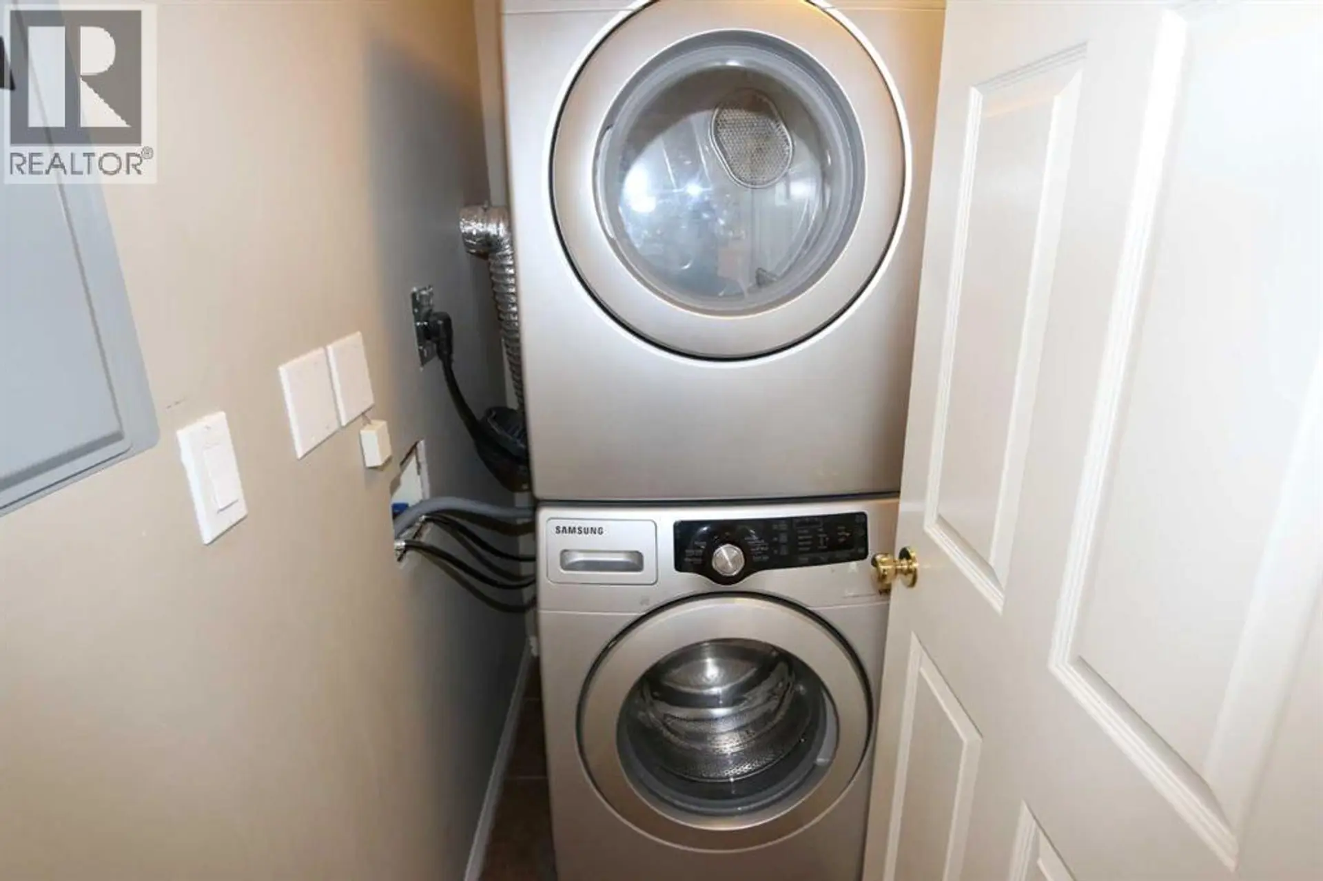 #1207 7451 Springbank Boulevard SW - Image 11