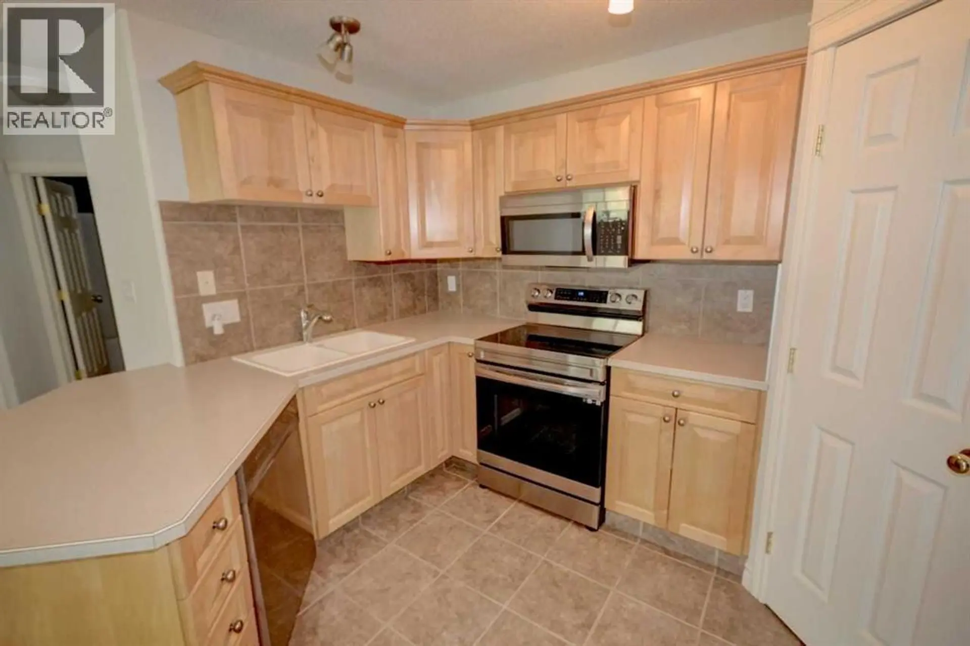 #1207 7451 Springbank Boulevard SW - Image 6