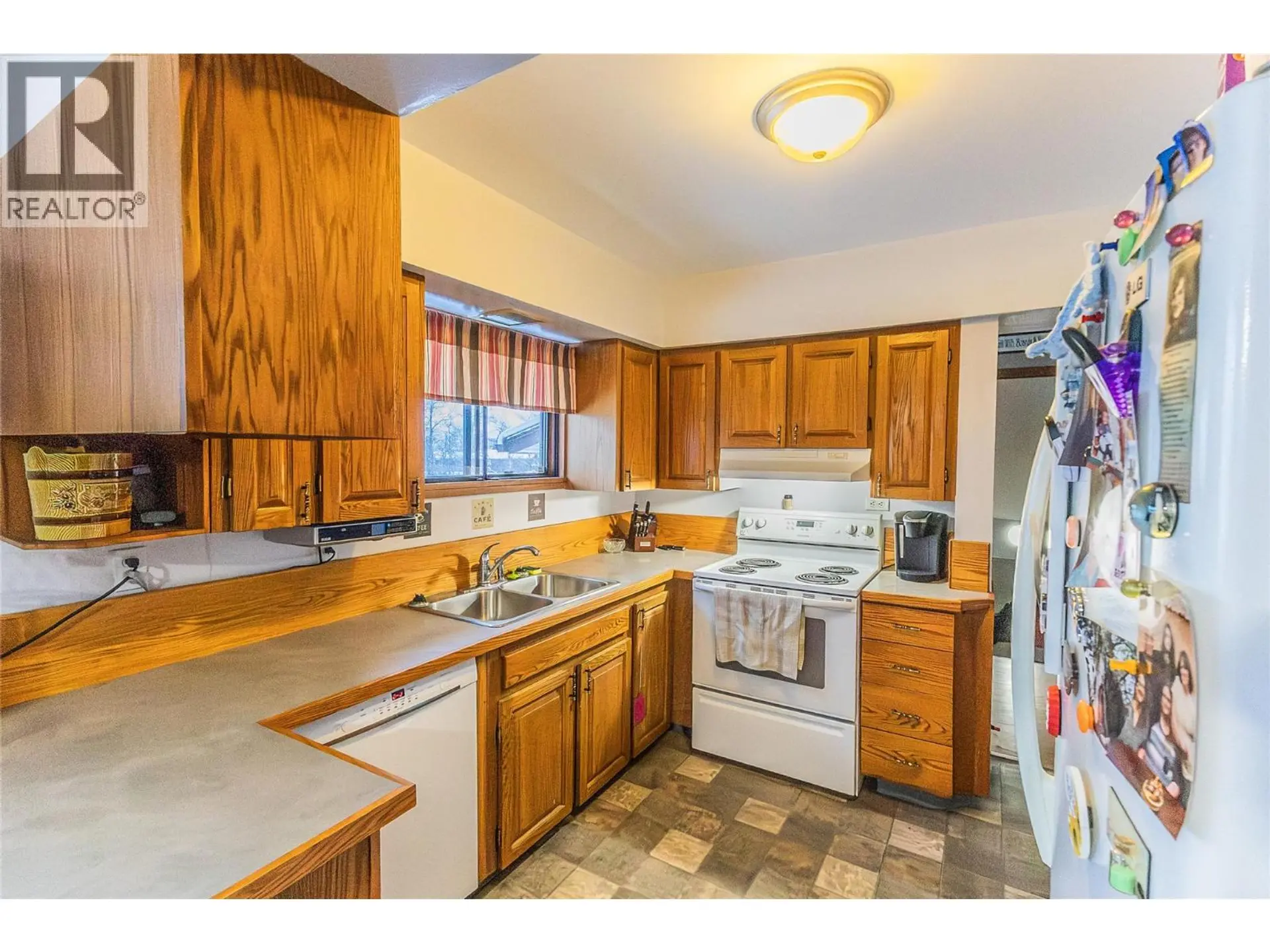 9400 Ravine Drive - Image 7