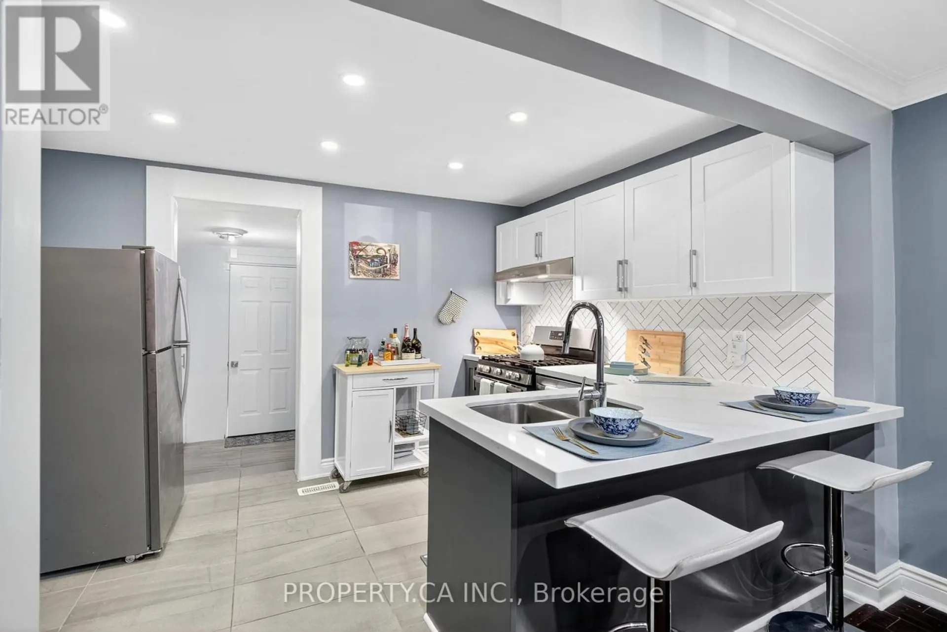 358 MCROBERTS AVENUE - Image 5