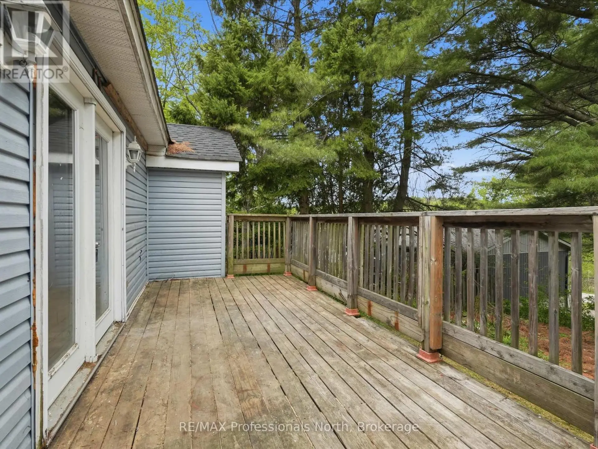 6 KITCHEN ROAD N - Image 12
