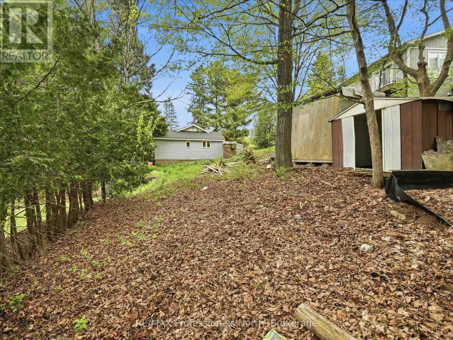 6 KITCHEN ROAD N - Image 15