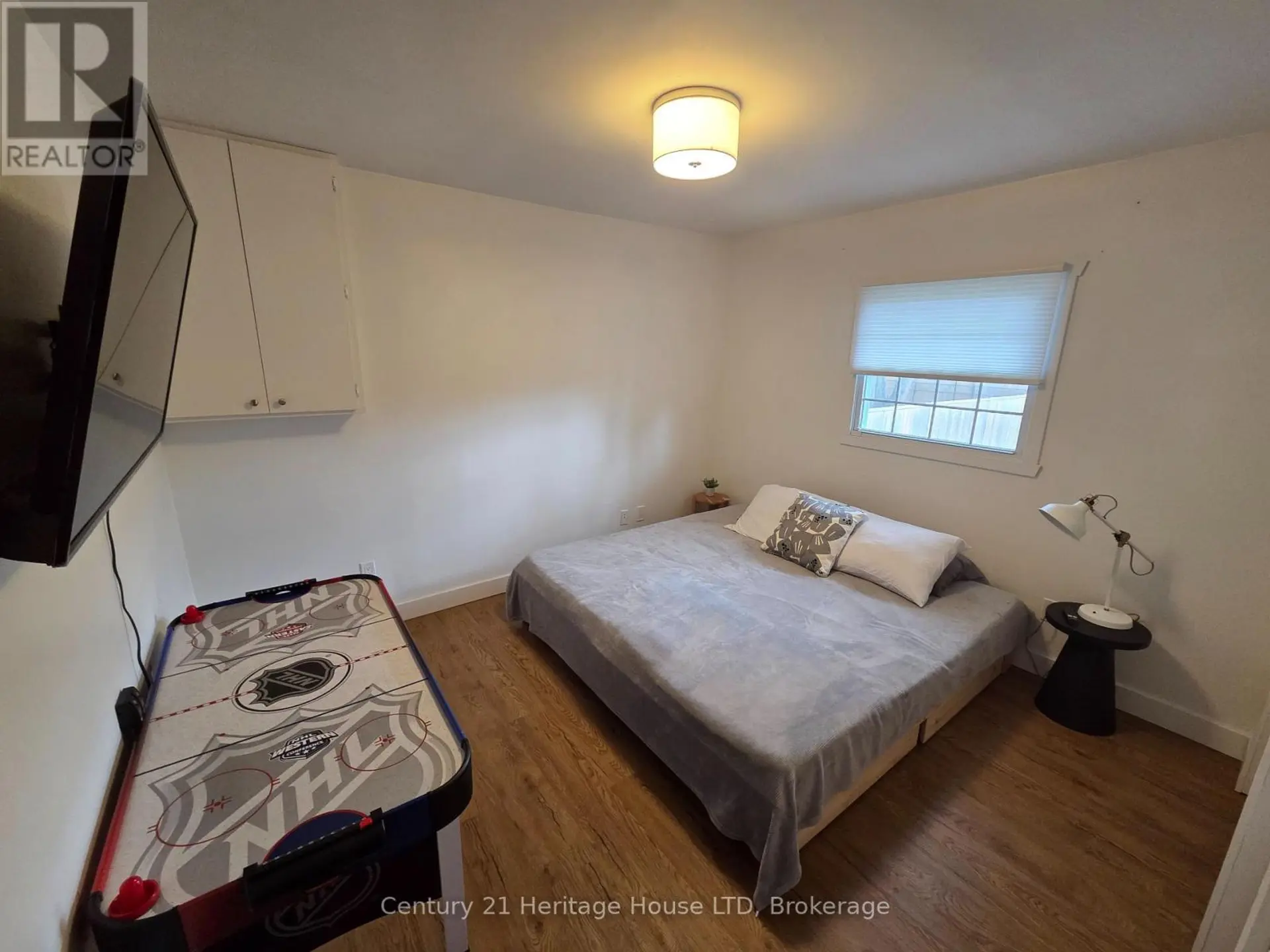 552 LAKEVIEW ROAD - Image 7