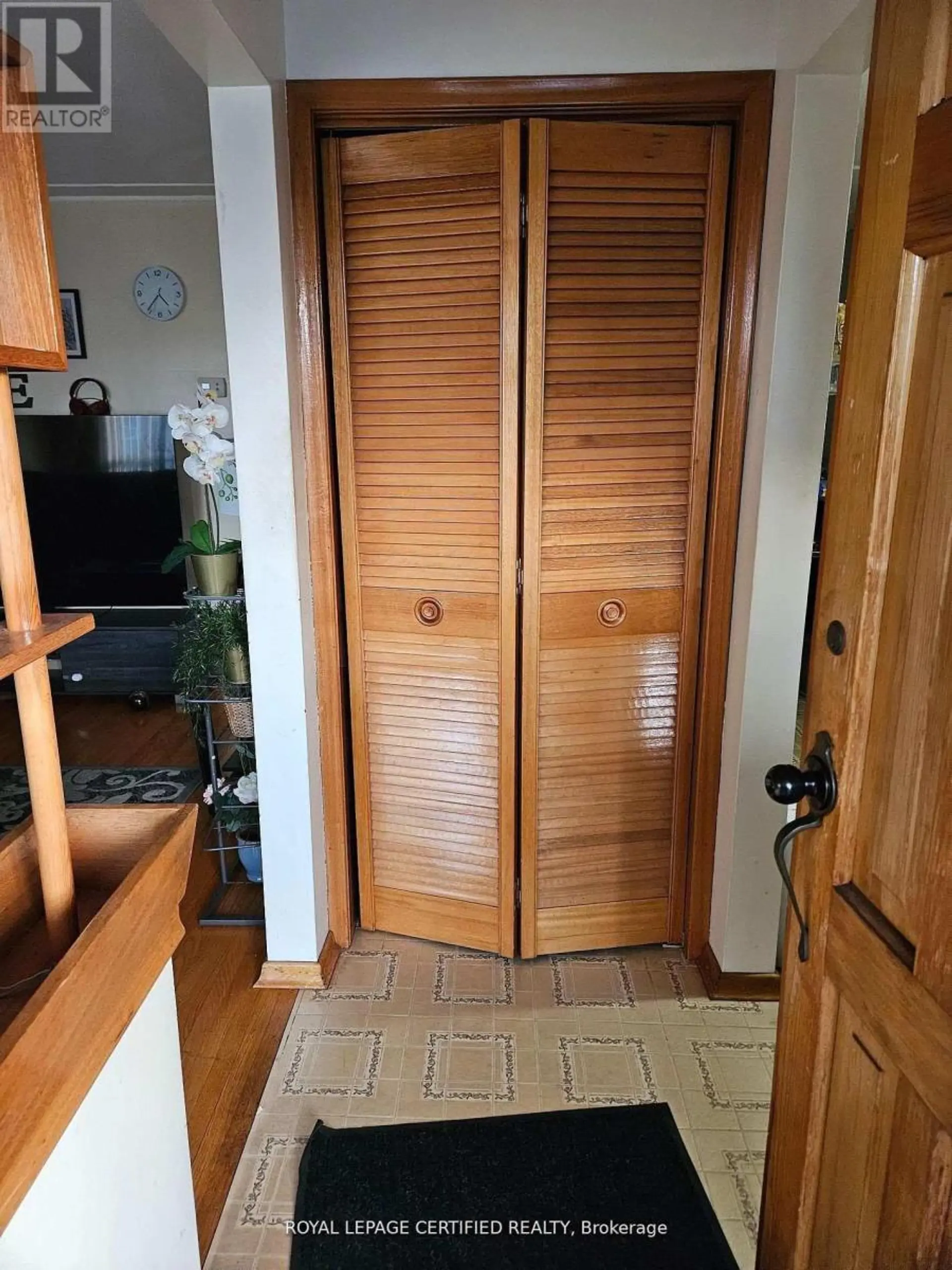 197 CRAIGROYSTON ROAD - Image 5