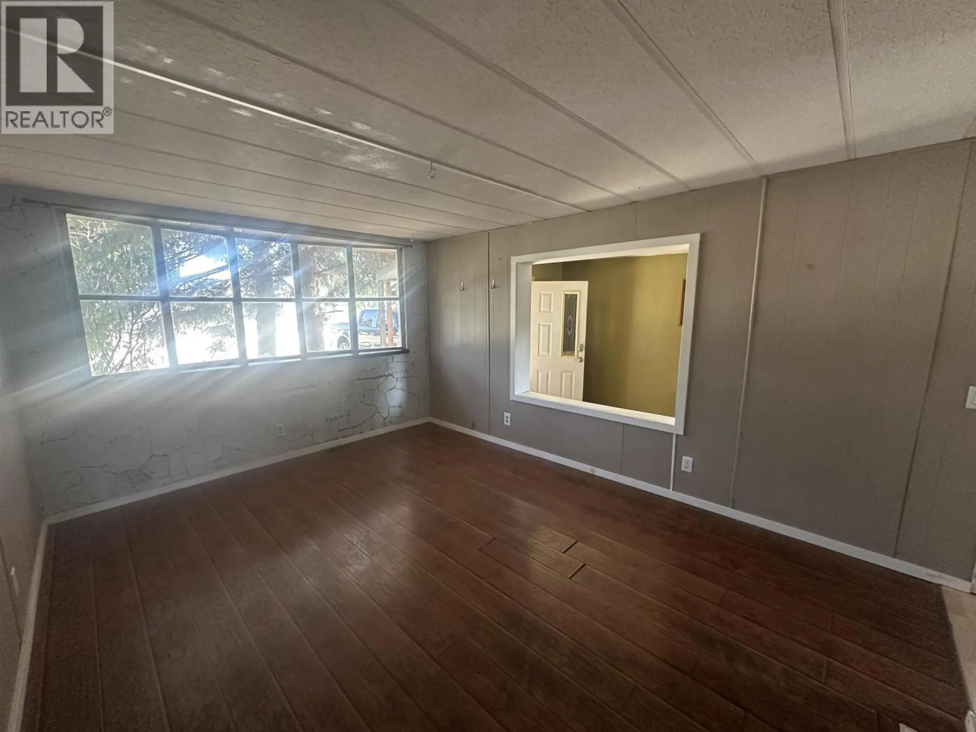 8724 75 STREET - Image 11