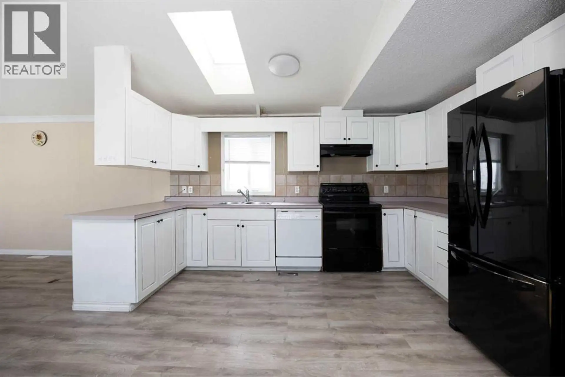 157 Cree Road - Image 11