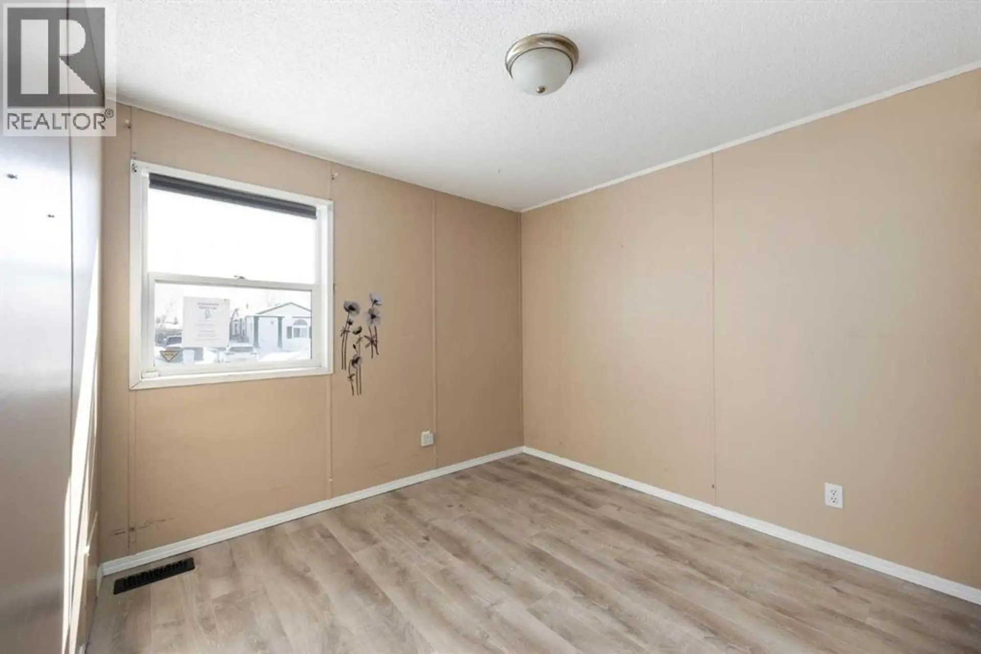 157 Cree Road - Image 4