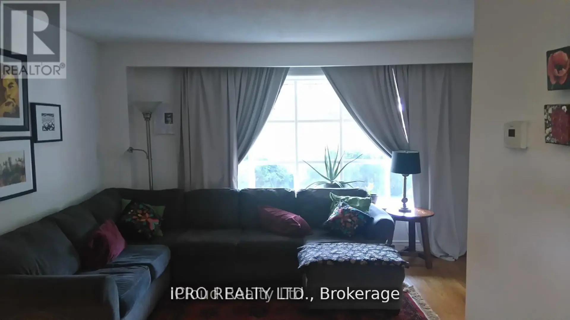 62 AMBLESIDE DRIVE - Image 3