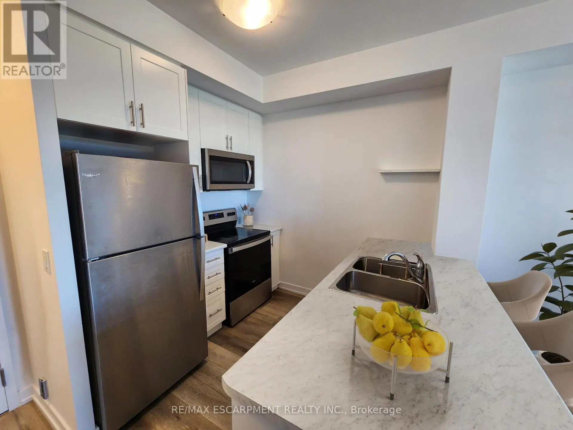 #313 5055 GREENLANE ROAD - Image 4