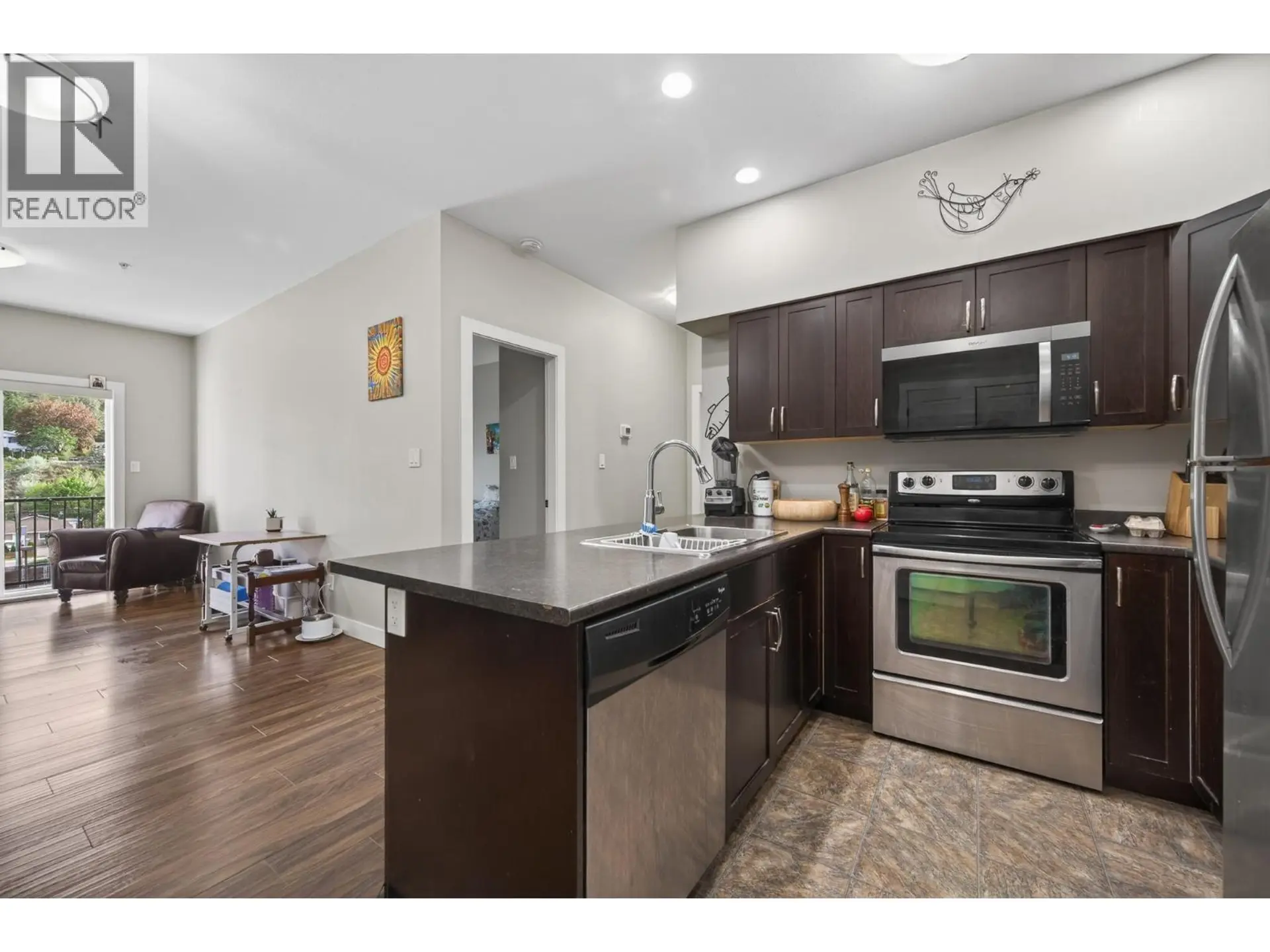 #403 5170 DALLAS Drive - Image 2