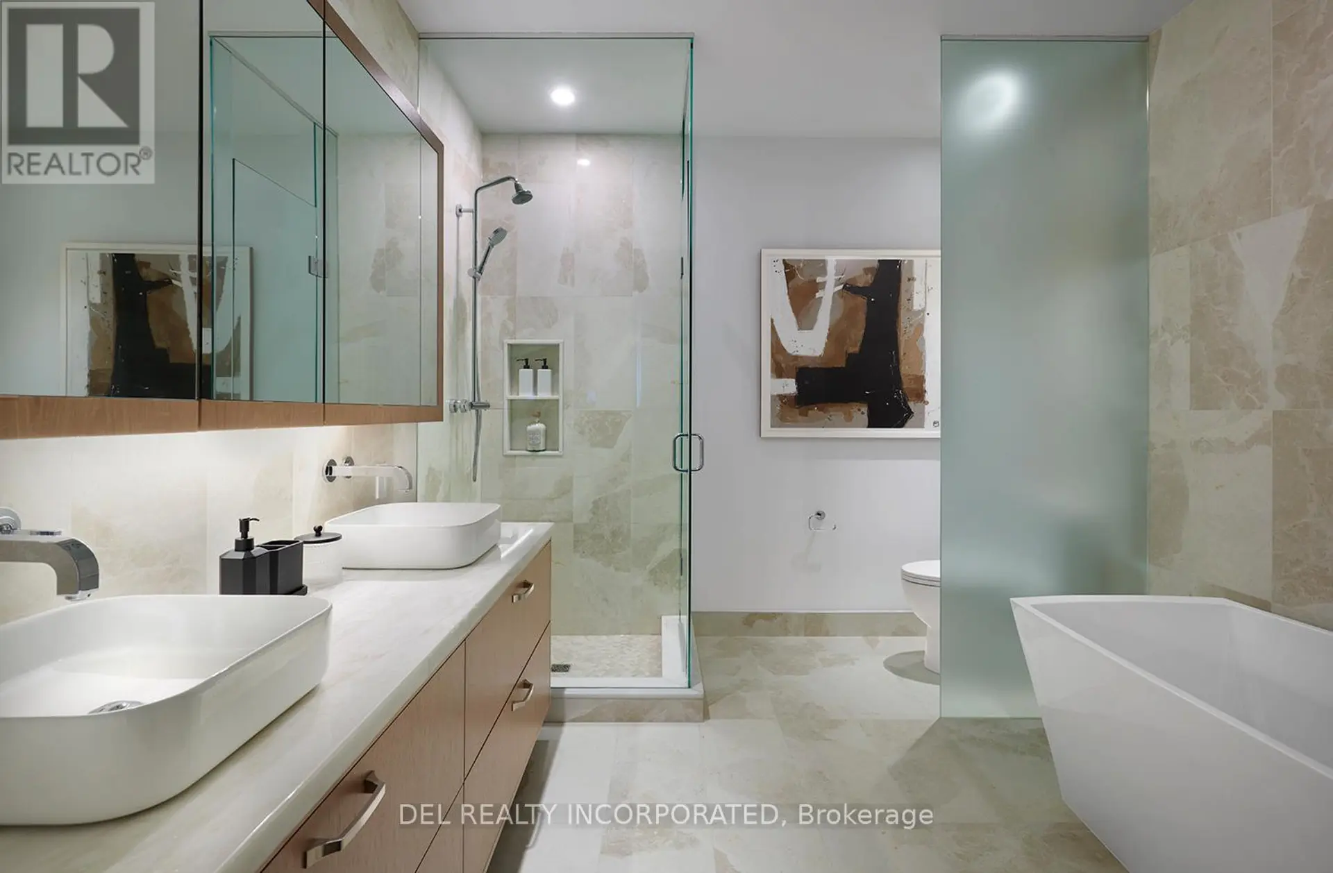 #303 455 WELLINGTON STREET W - Image 10