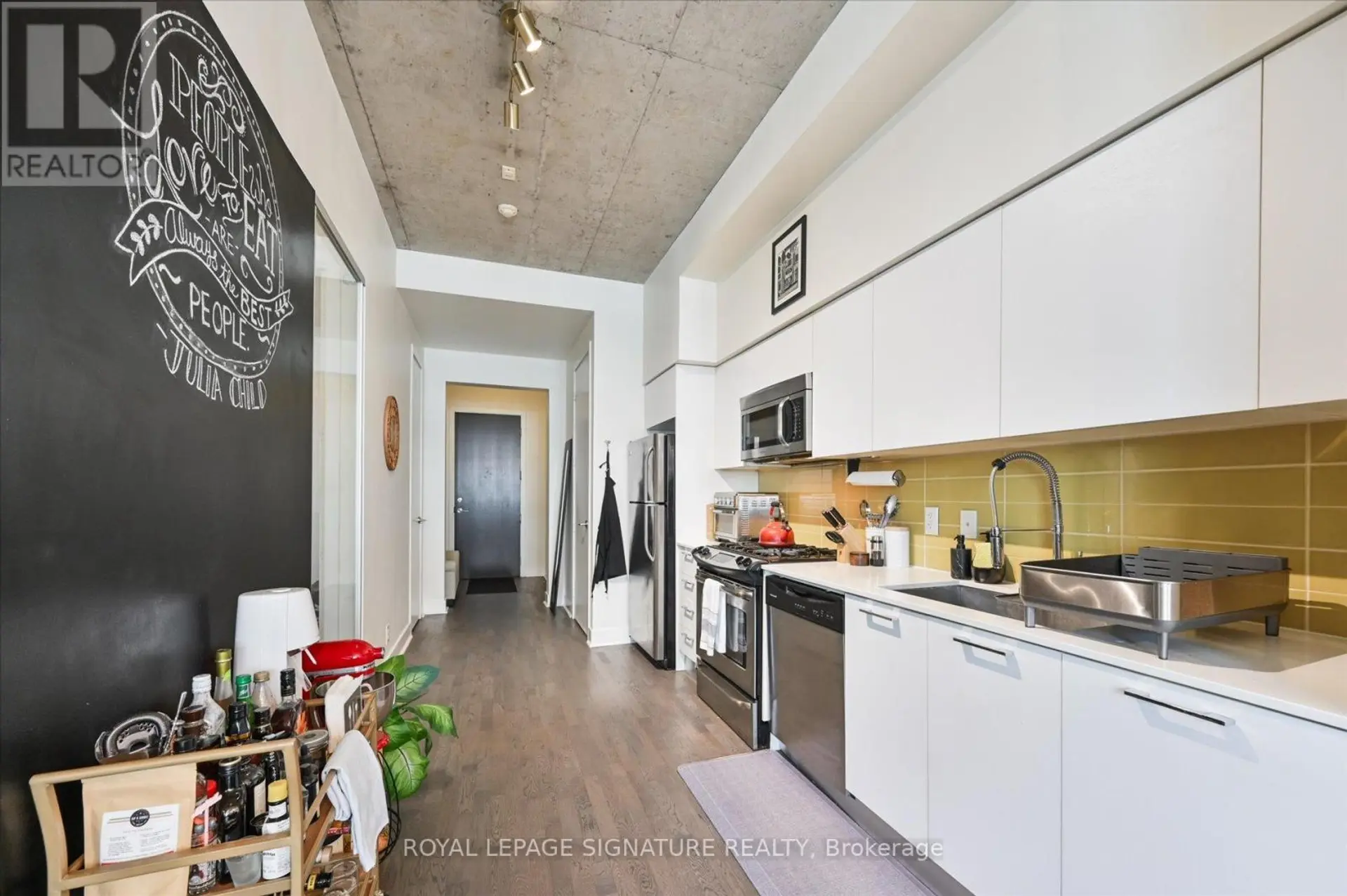 #420 399 ADELAIDE STREET W - Image 6