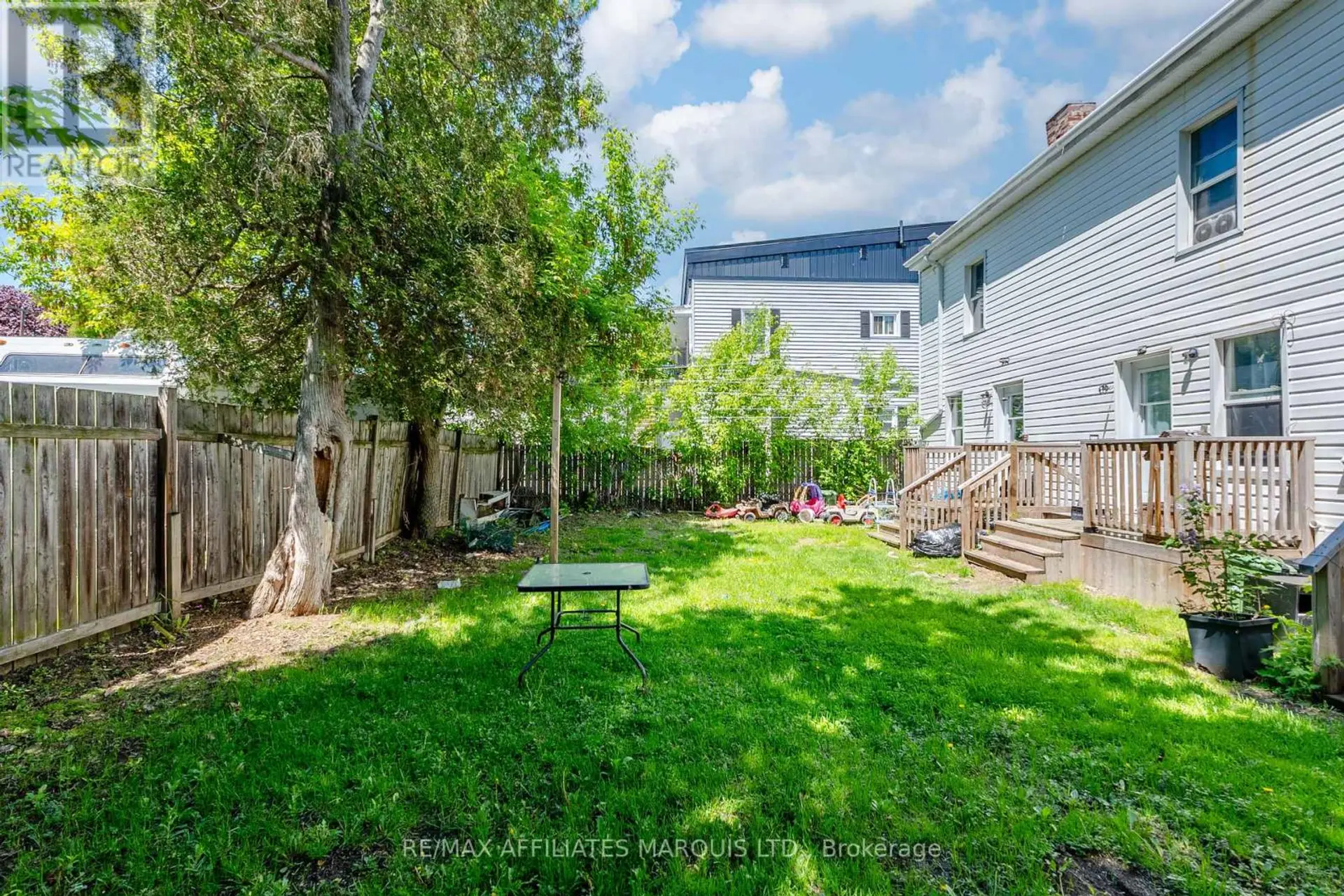 306 MARLBOROUGH STREET N - Image 8