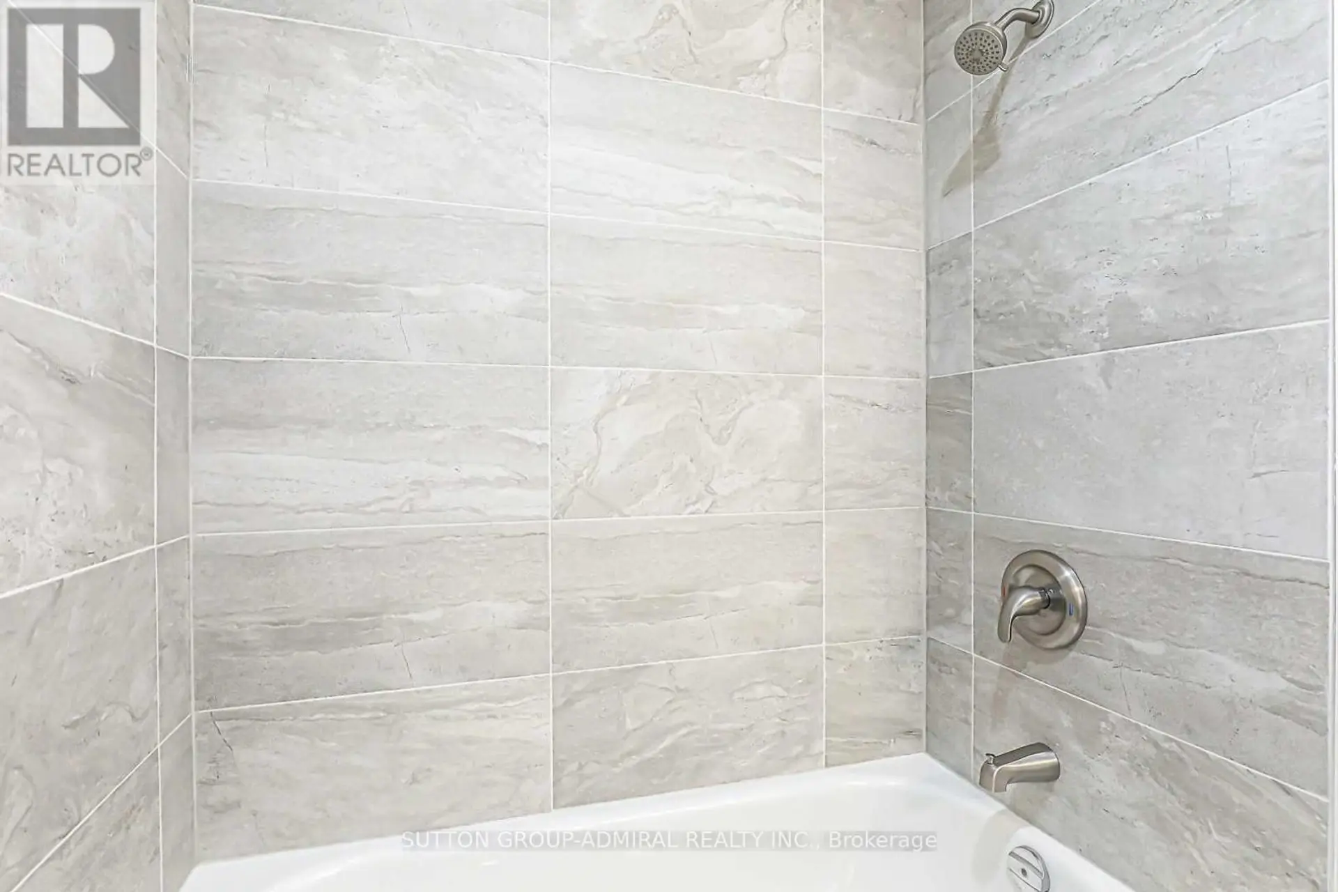 37 NEWBURY DRIVE - Image 17