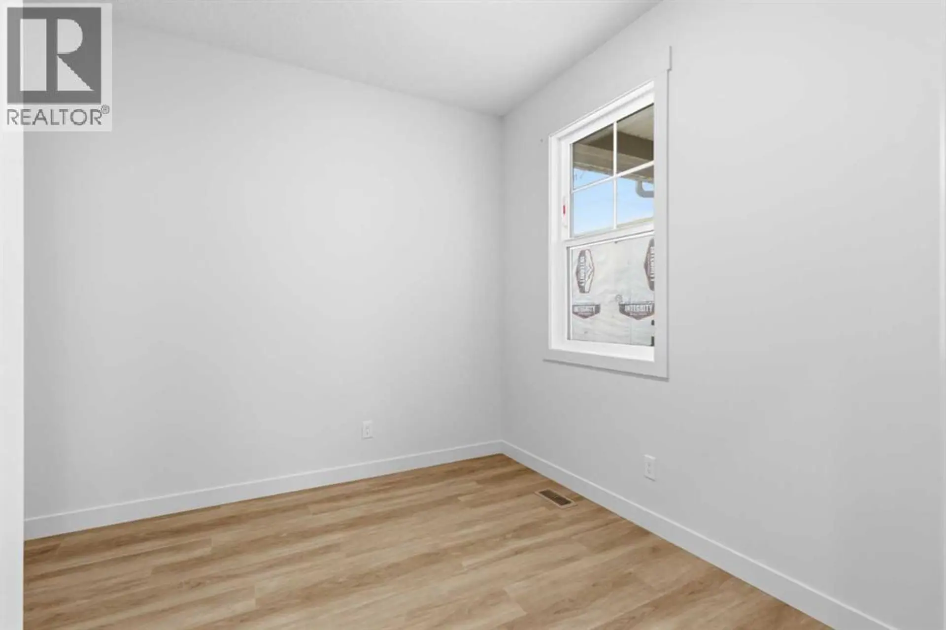 190 Annette Landing NW - Image 5