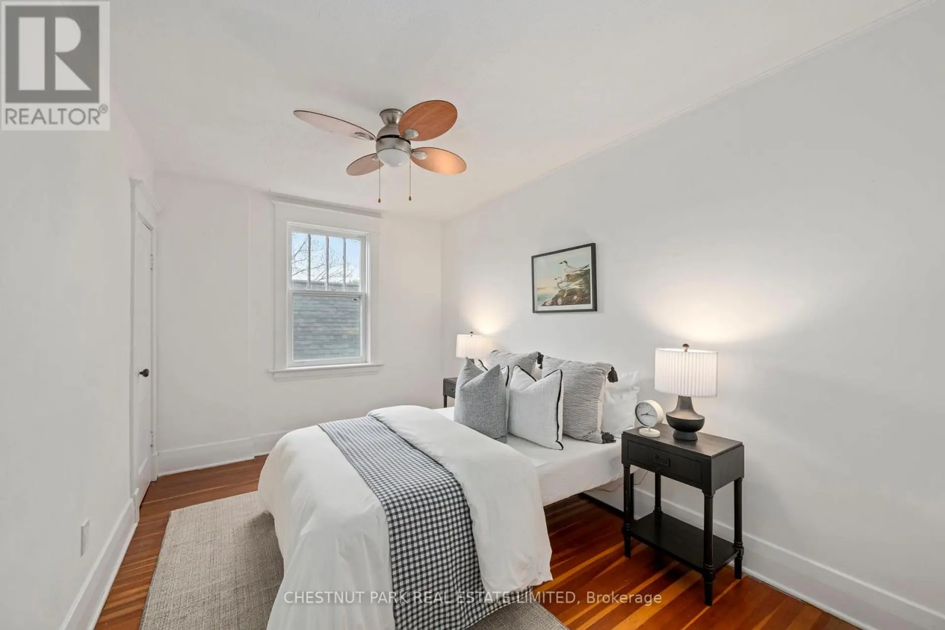 94 BRISCOE STREET E - Image 12