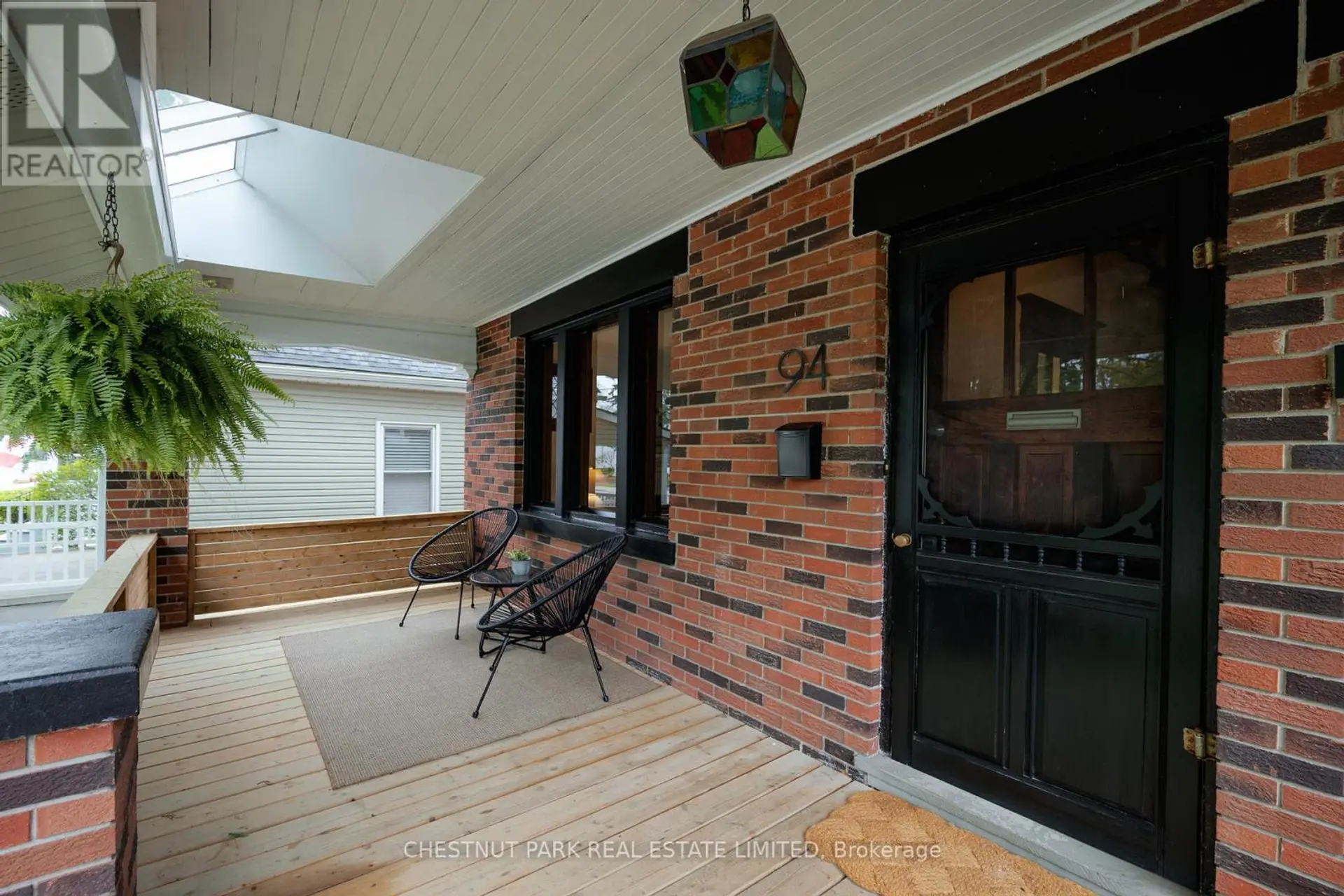 94 BRISCOE STREET E - Image 2