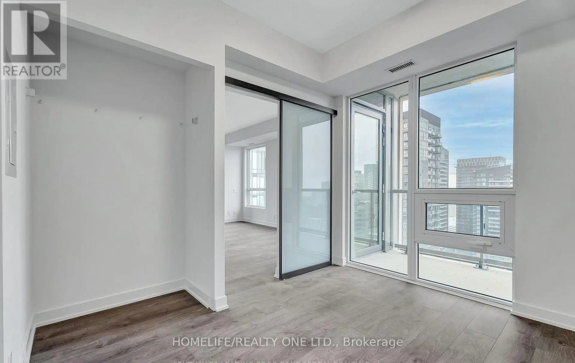 #4106 108 PETER STREET - Image 8