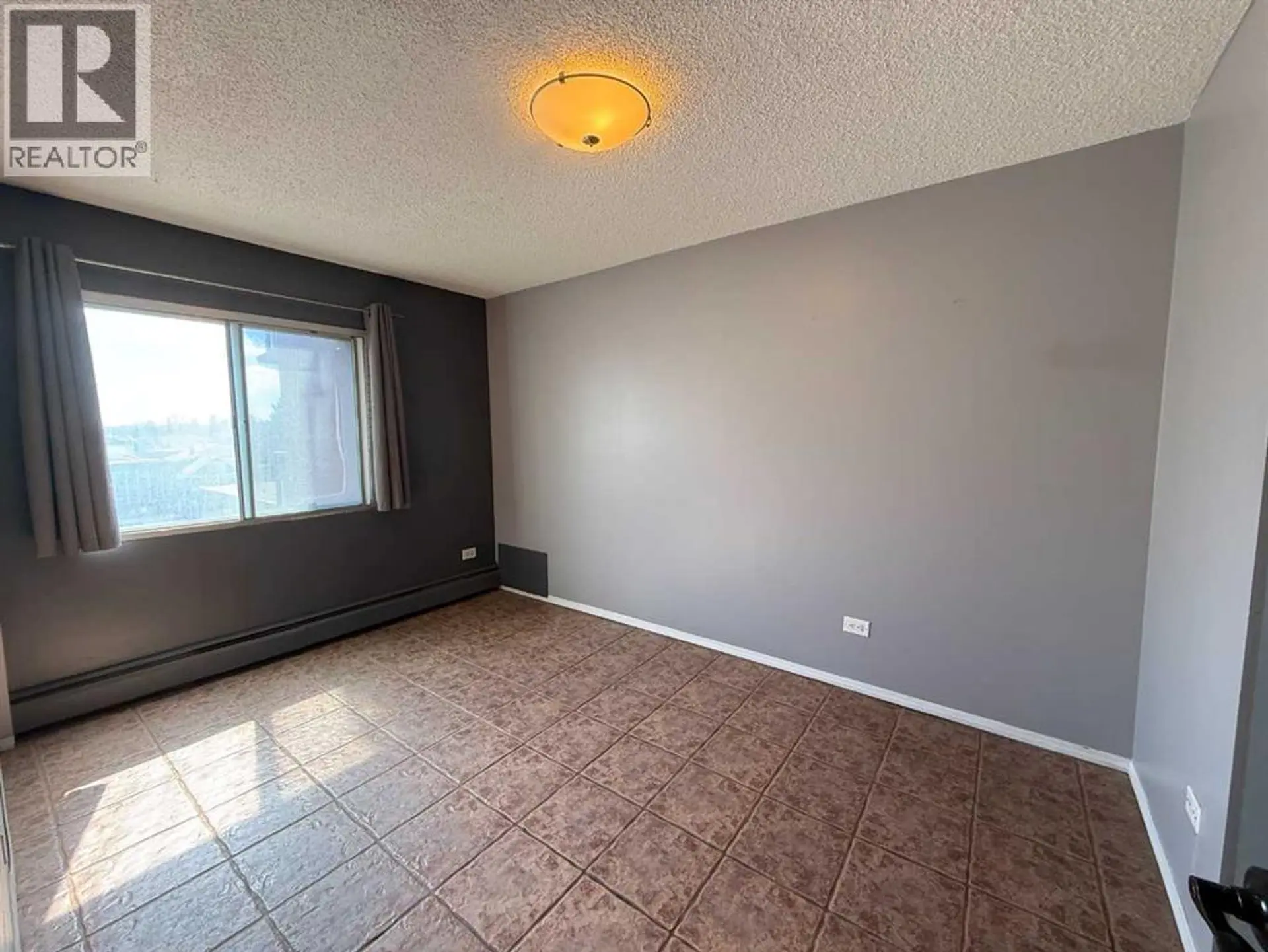 #5E 515 17 Avenue SW - Image 11
