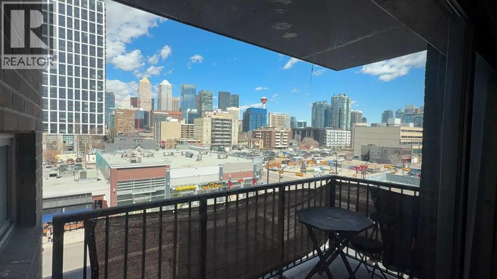#5E 515 17 Avenue SW - Image 1