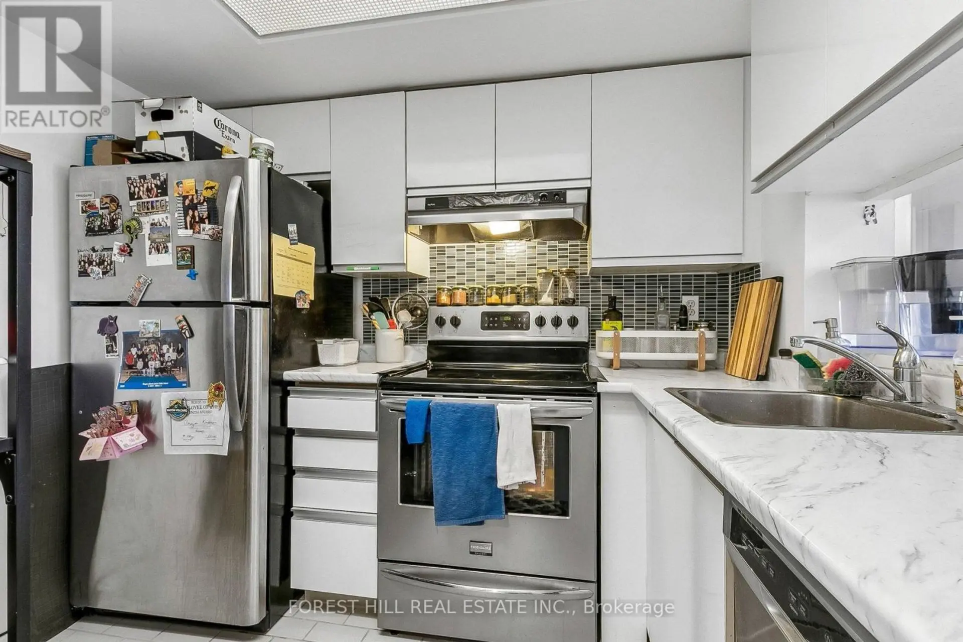 #1203 705 KING STREET W - Image 9