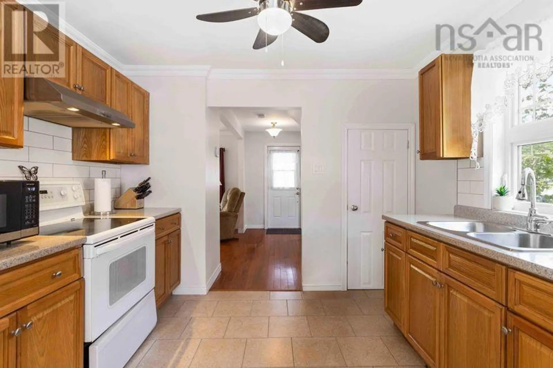 57 St Phillips Street - Image 4