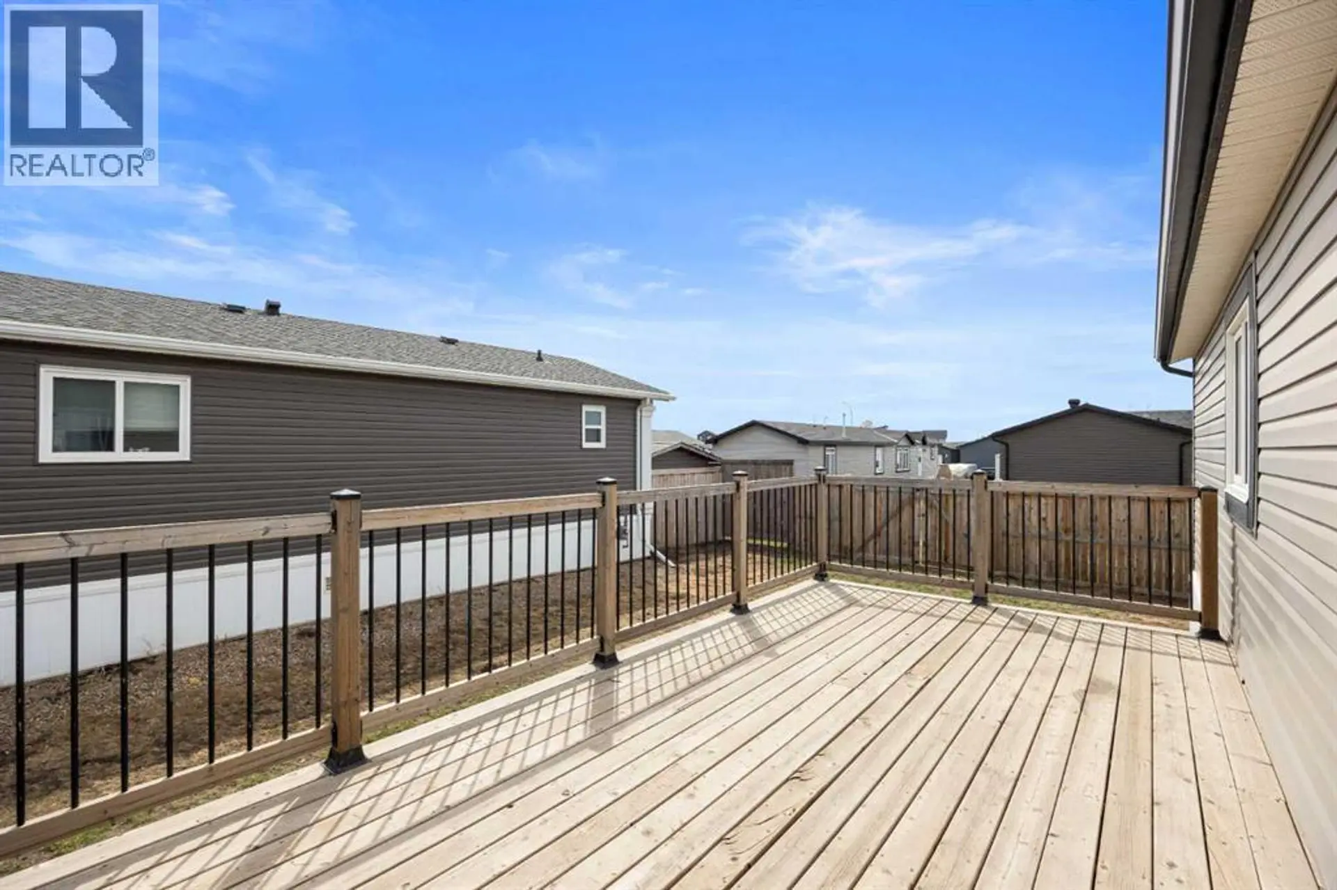 725 Beacon Hill Drive - Image 15