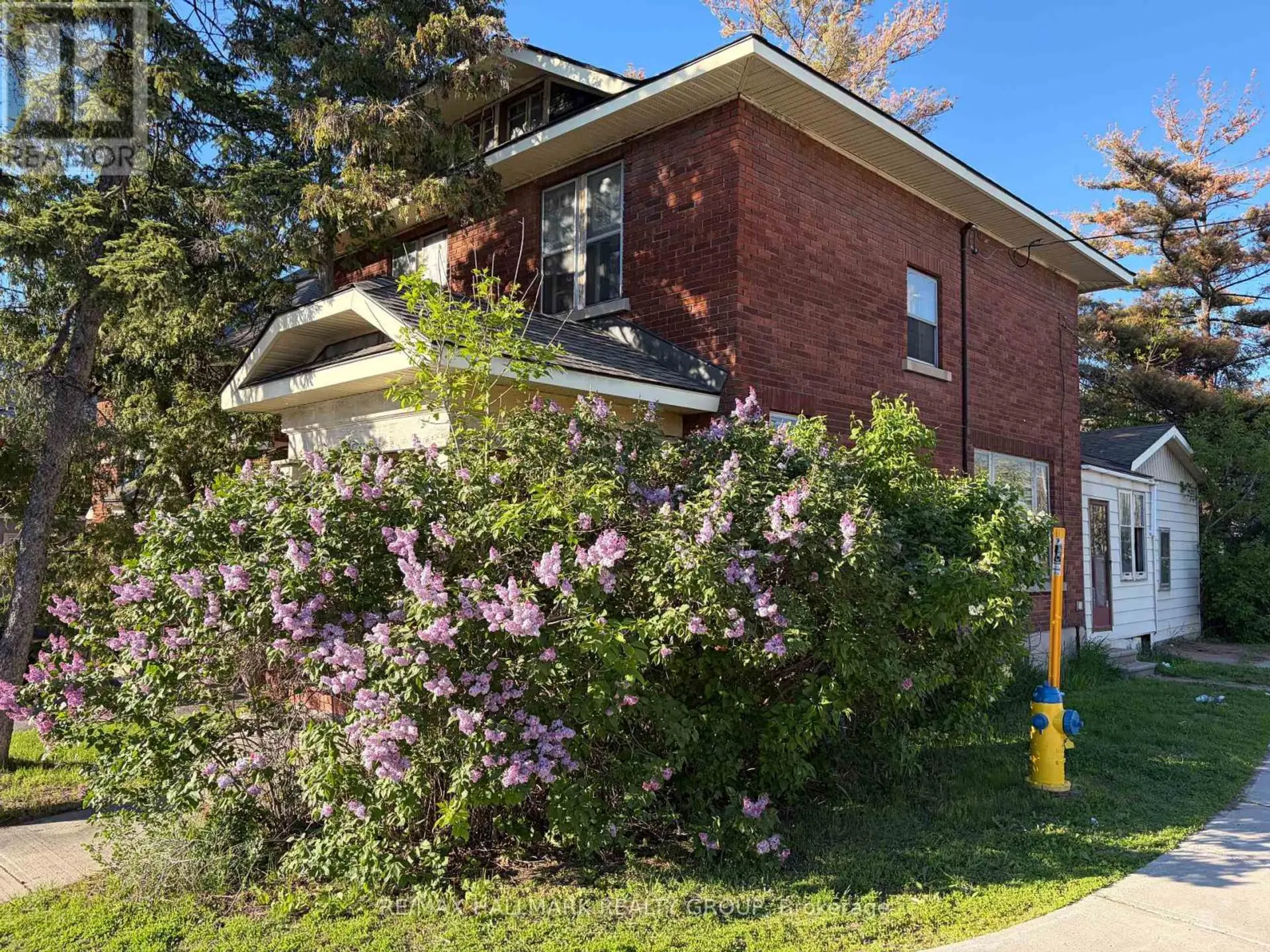 491 PARKDALE AVENUE - Image 1
