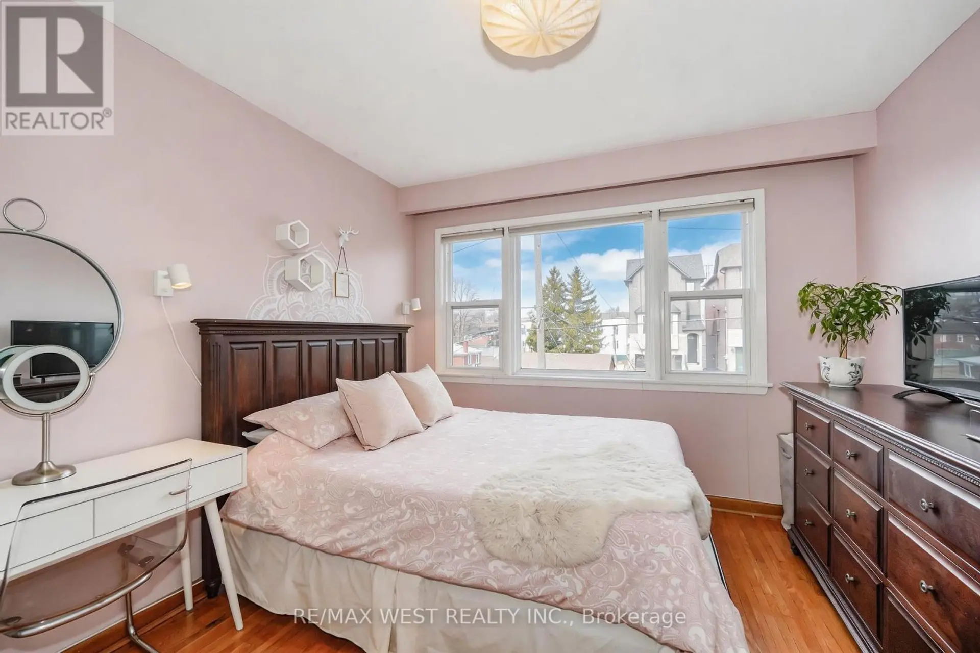 11 HELEN AVENUE - Image 6