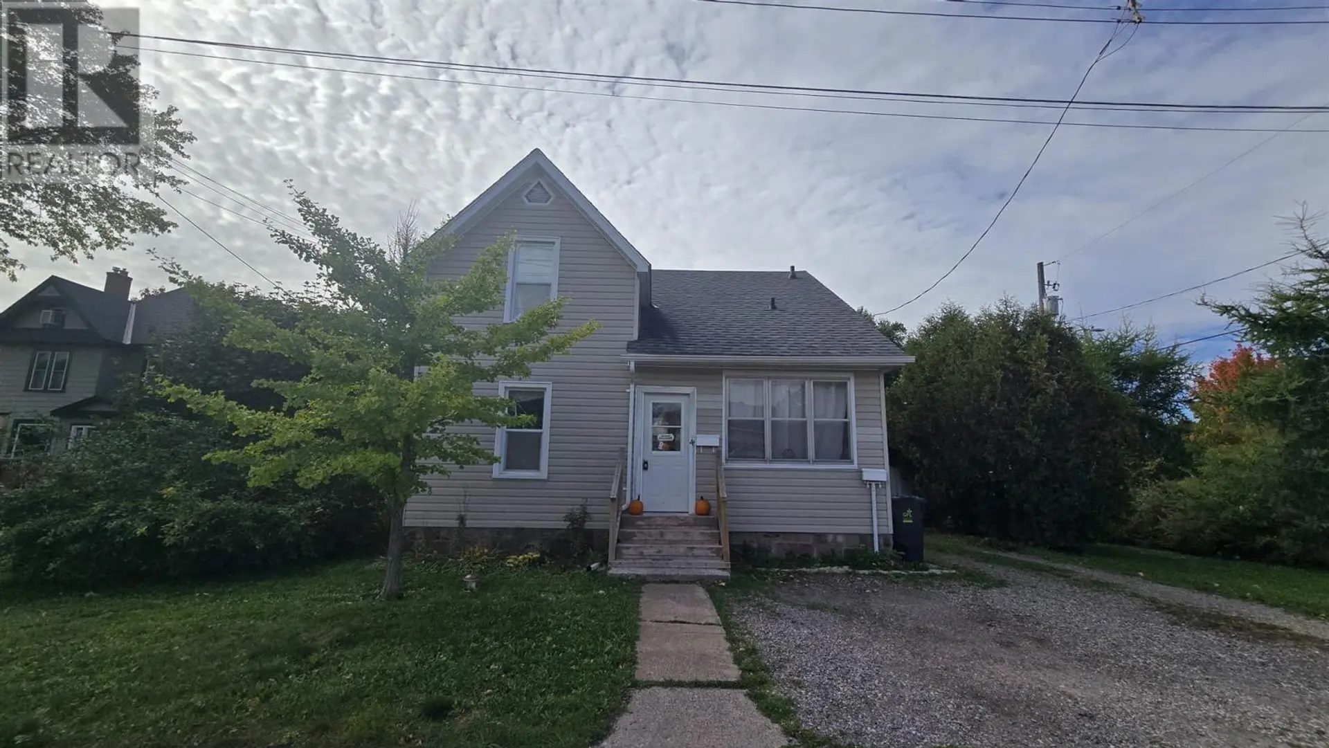 4 Lansdowne AVE - Image 1