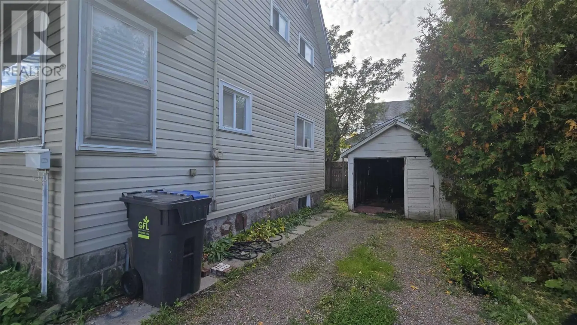 4 Lansdowne AVE - Image 5