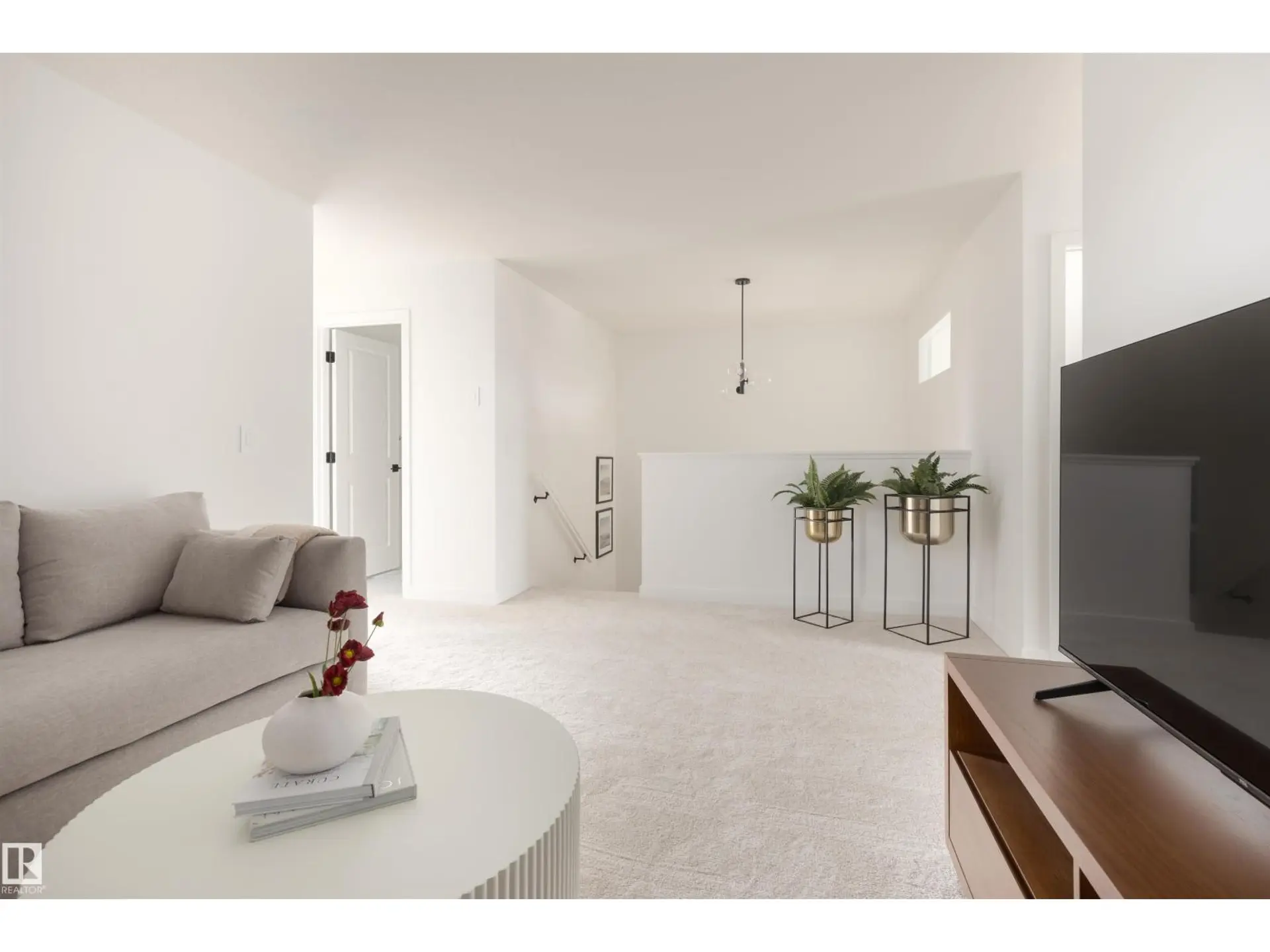 23 Cessy ST - Image 11