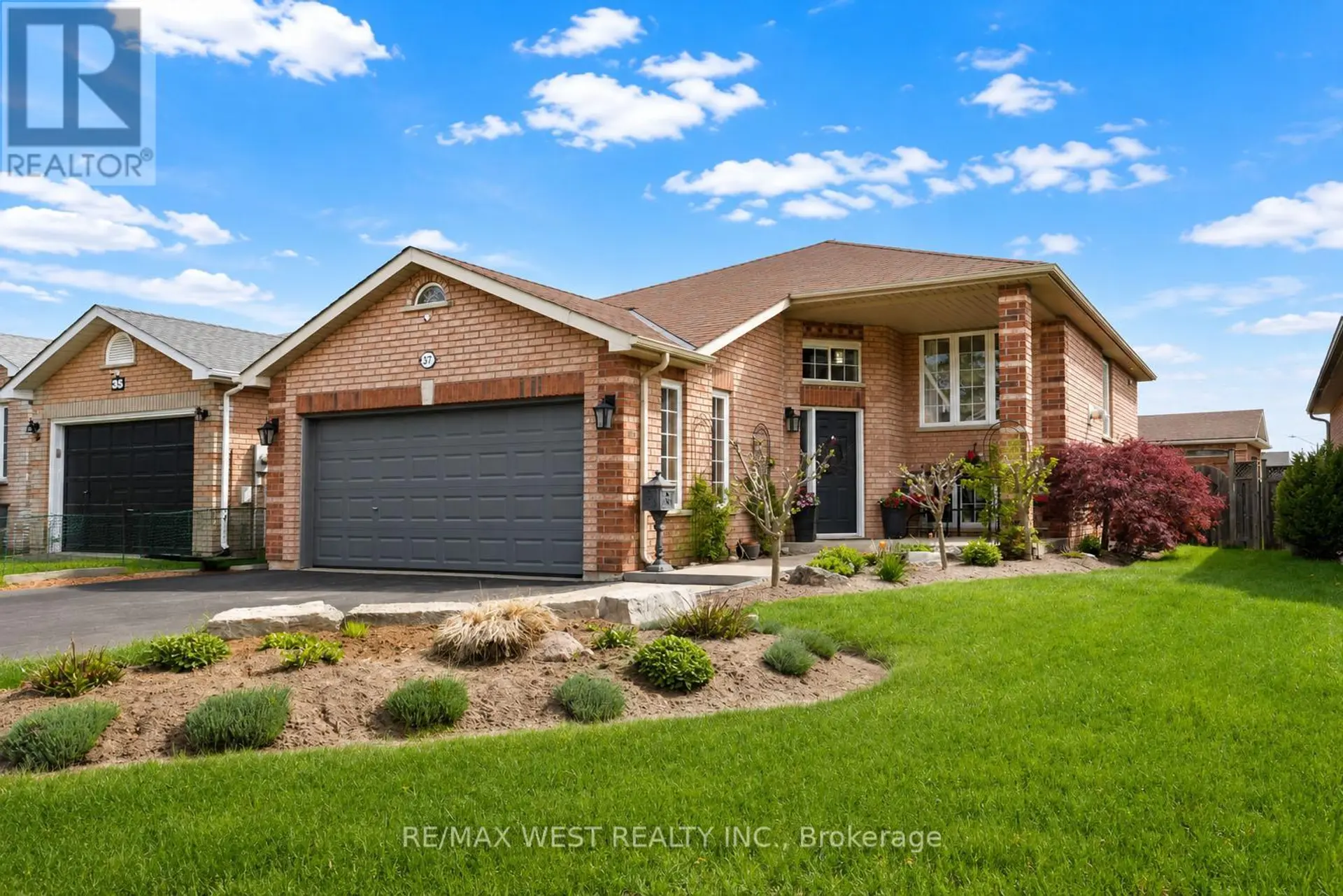 37 KELL PLACE - Image 2