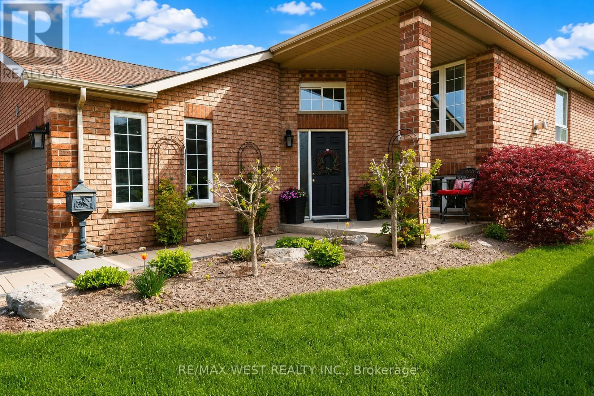 37 KELL PLACE - Image 3