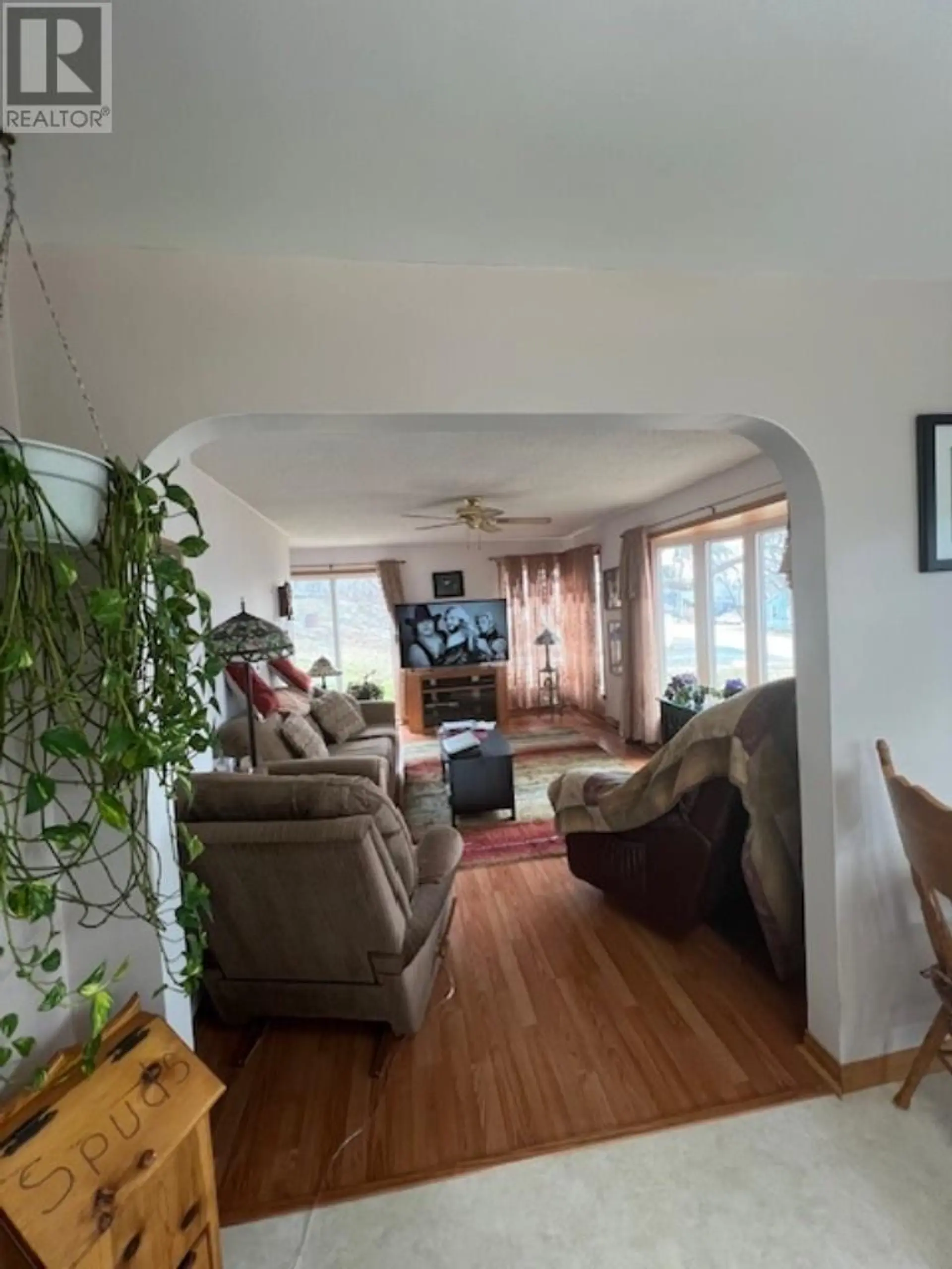 1 Fifth Avenue South - Image 4