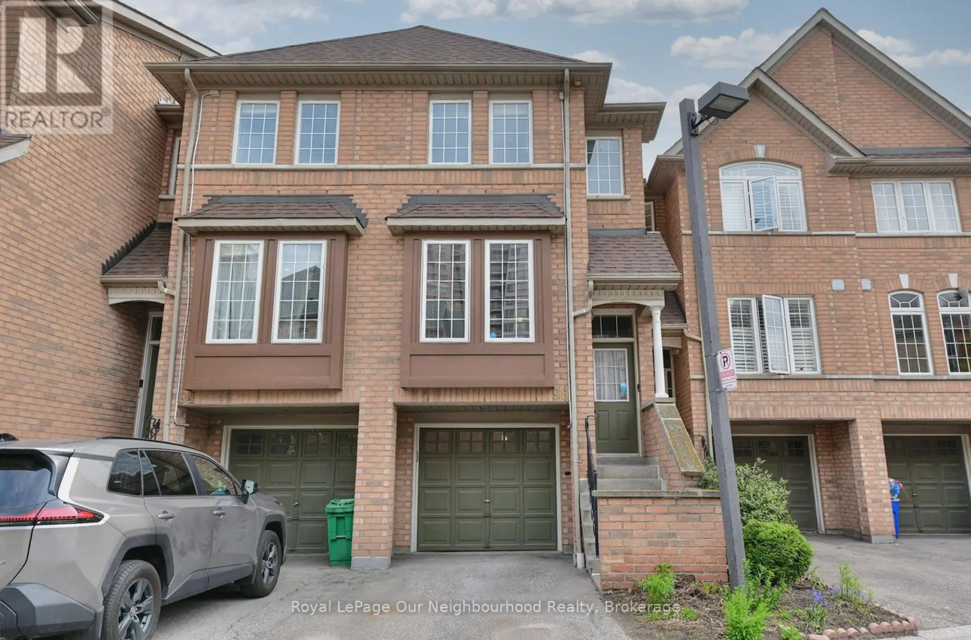 #96 50 STRATHAVEN DRIVE - Image 1