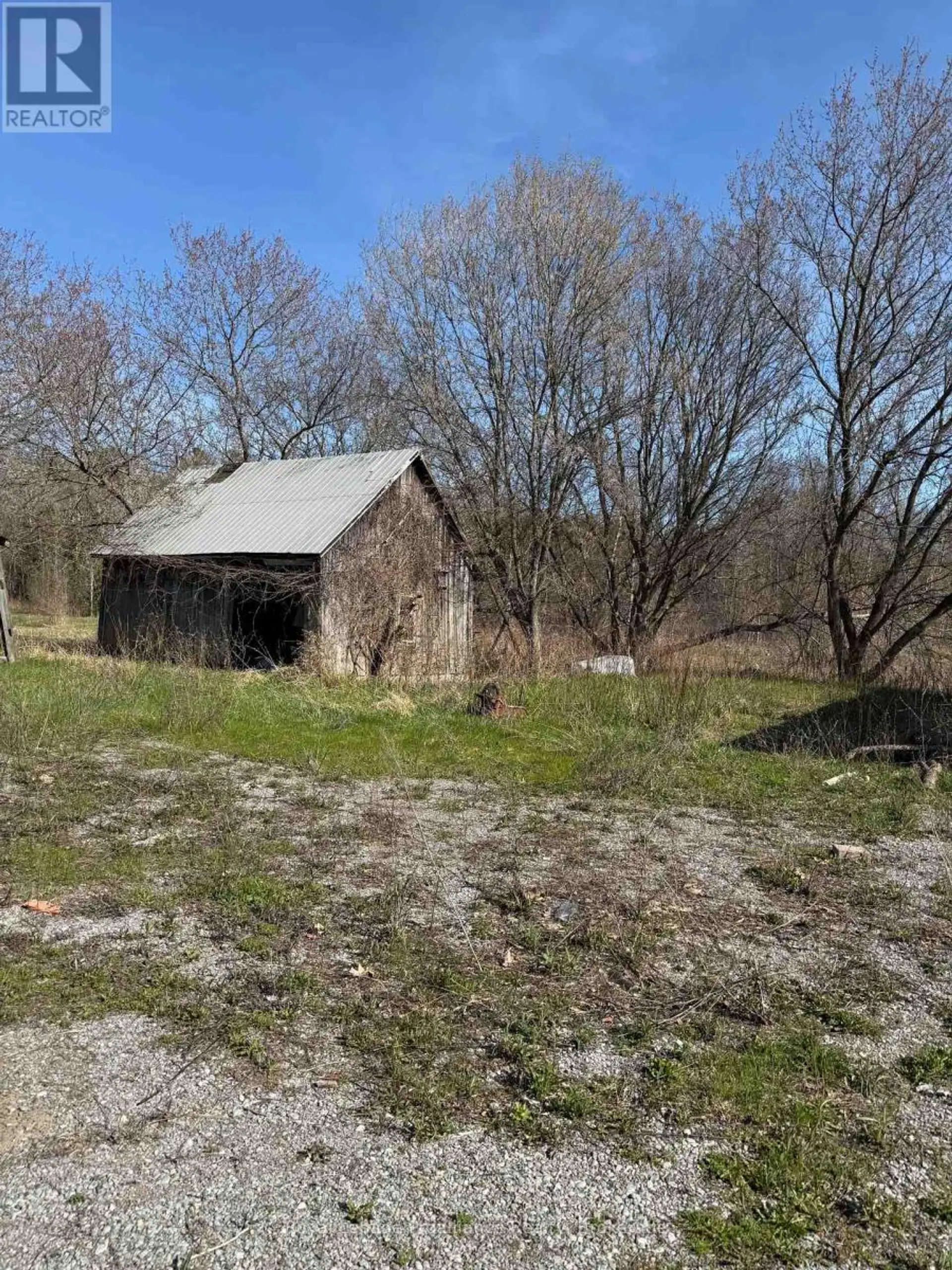 303 BRIMLEY ROAD S - Image 14