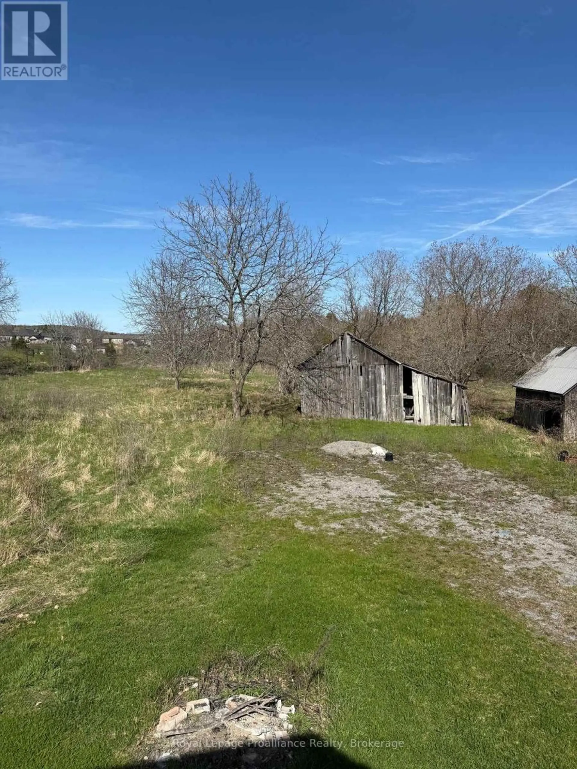 303 BRIMLEY ROAD S - Image 9