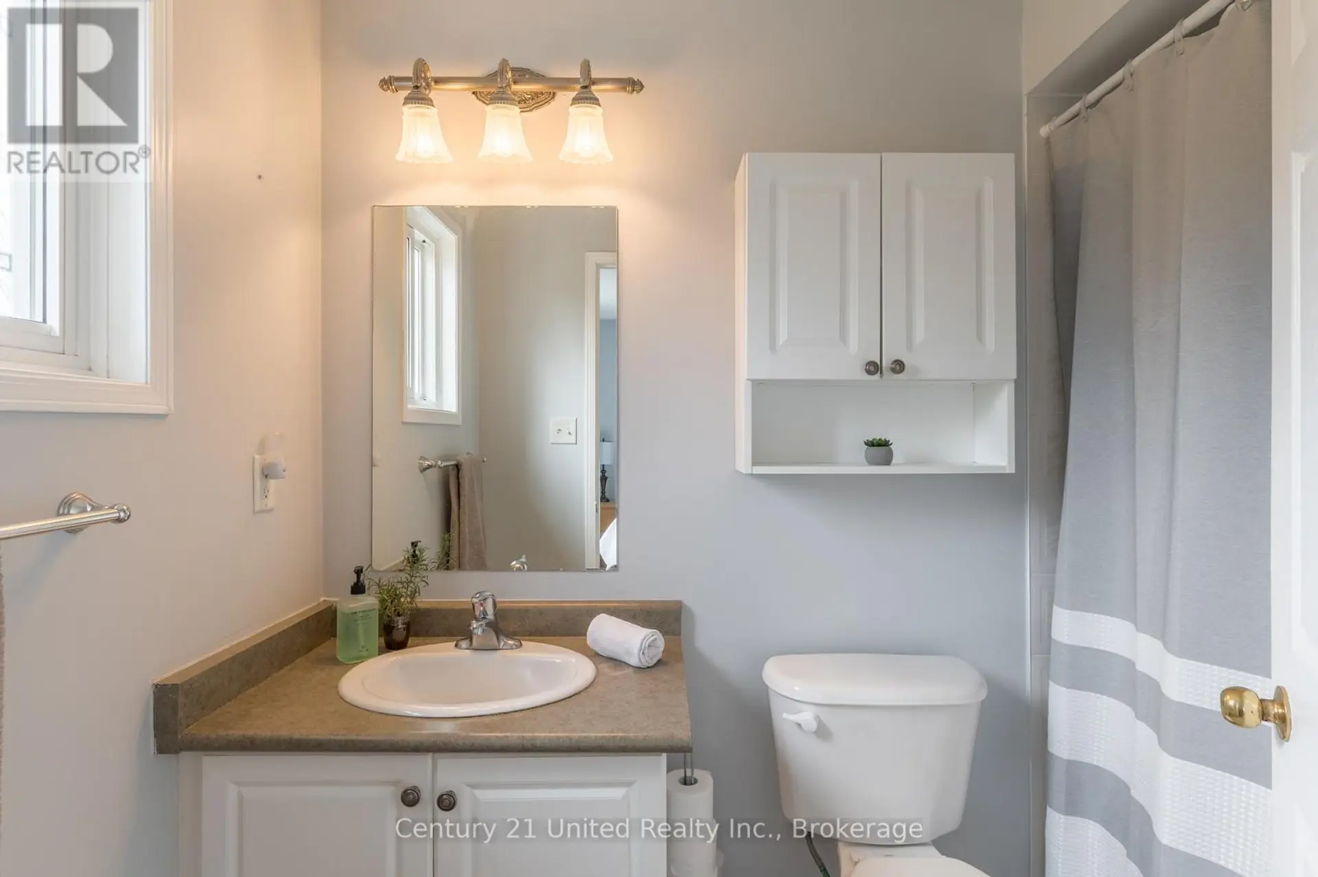 9 BROOKSIDE STREET - Image 10