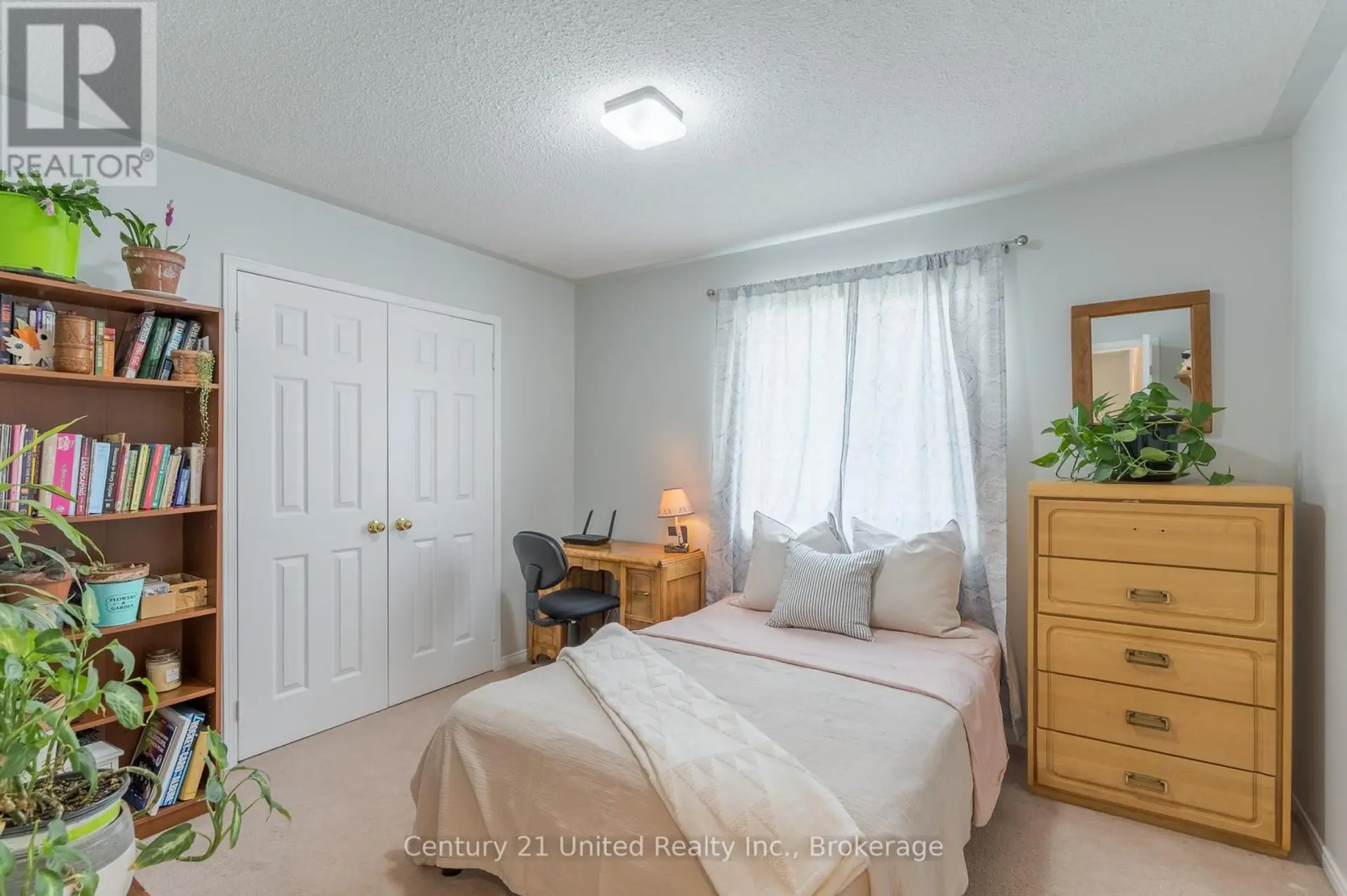 9 BROOKSIDE STREET - Image 13