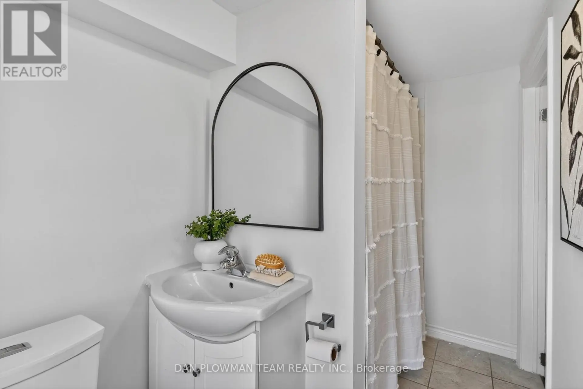 114 OLIVE AVENUE - Image 14