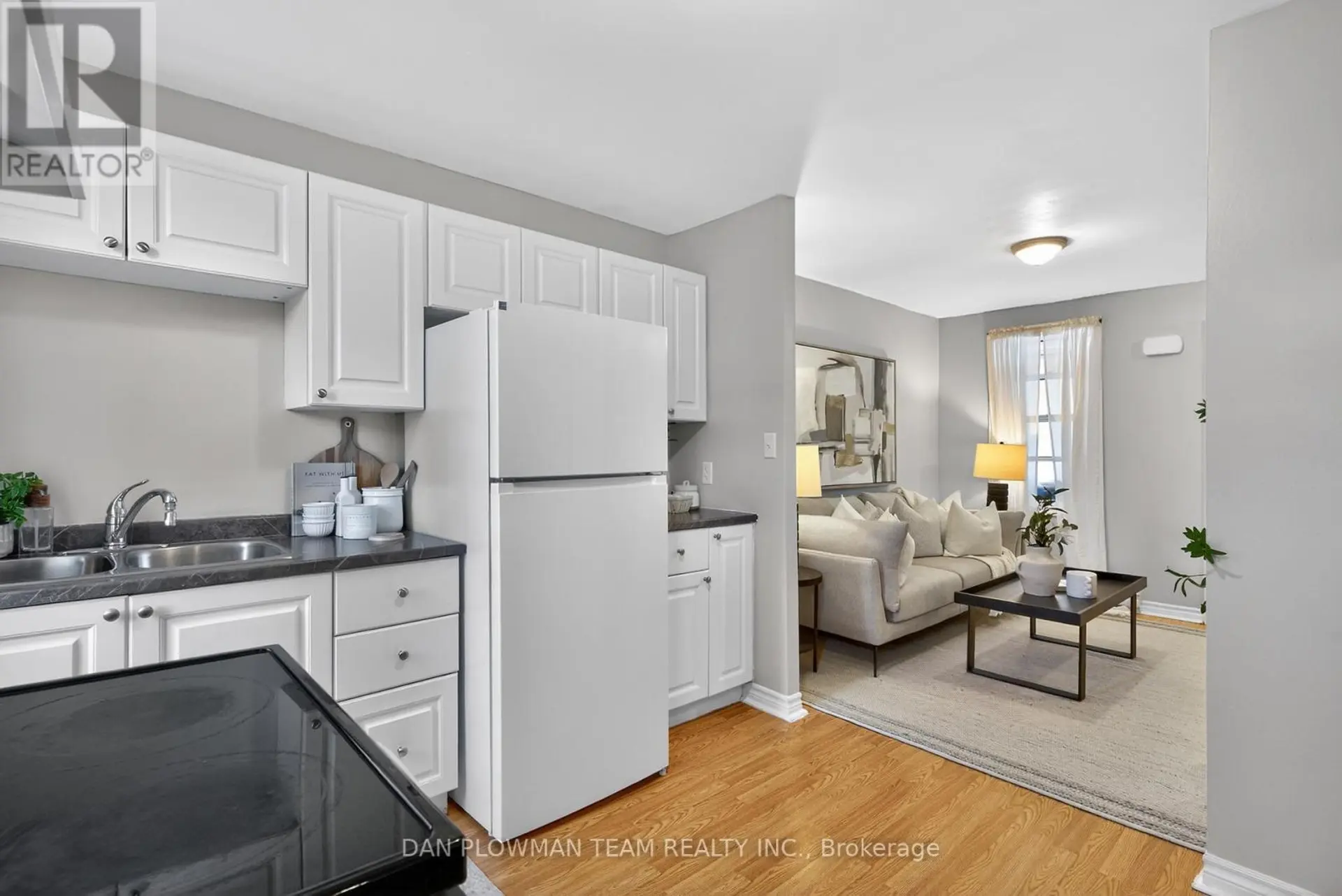 114 OLIVE AVENUE - Image 3