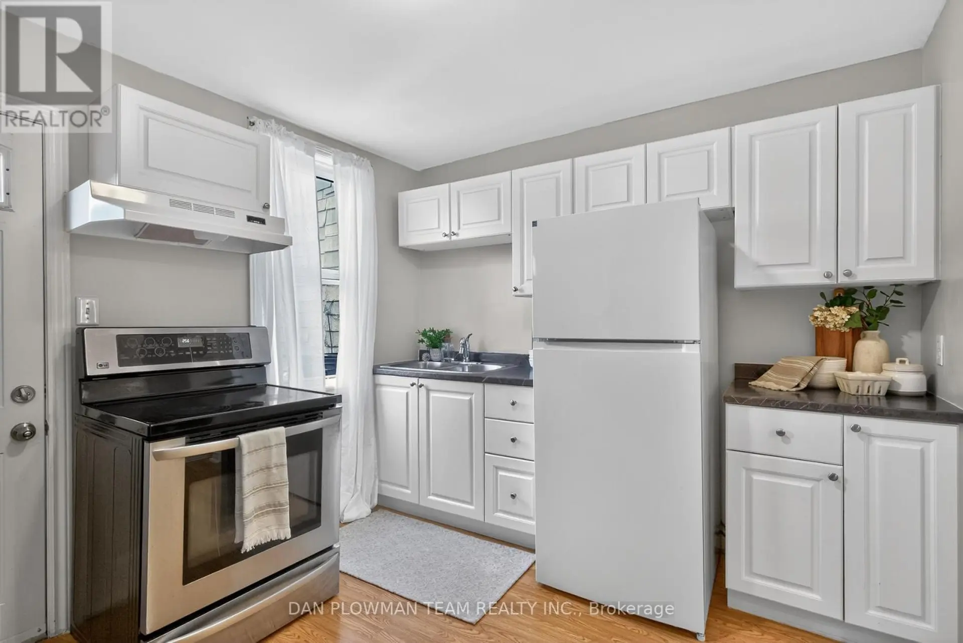 114 OLIVE AVENUE - Image 5