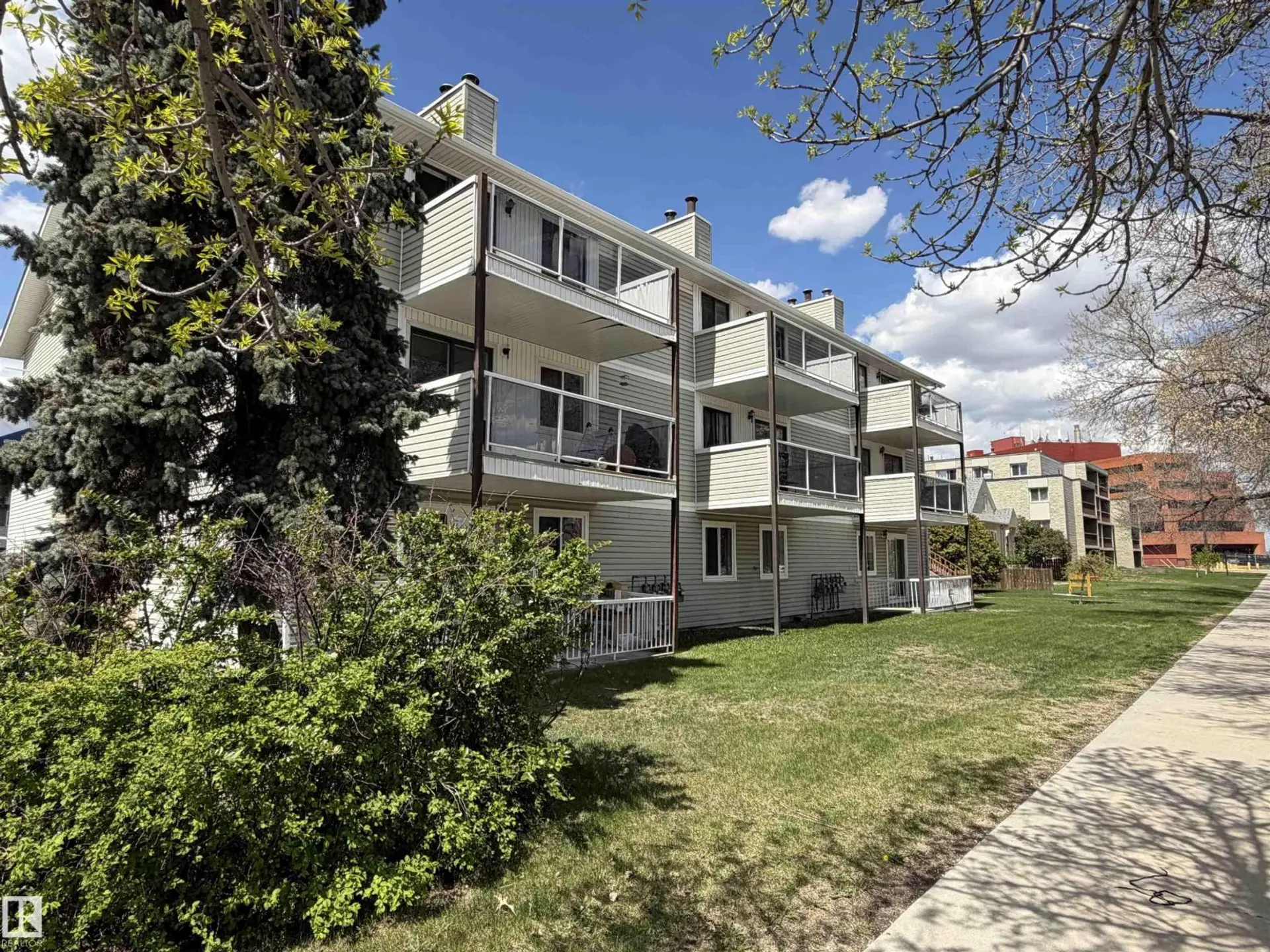 #205 10604 110 AV NW NW - Image 1