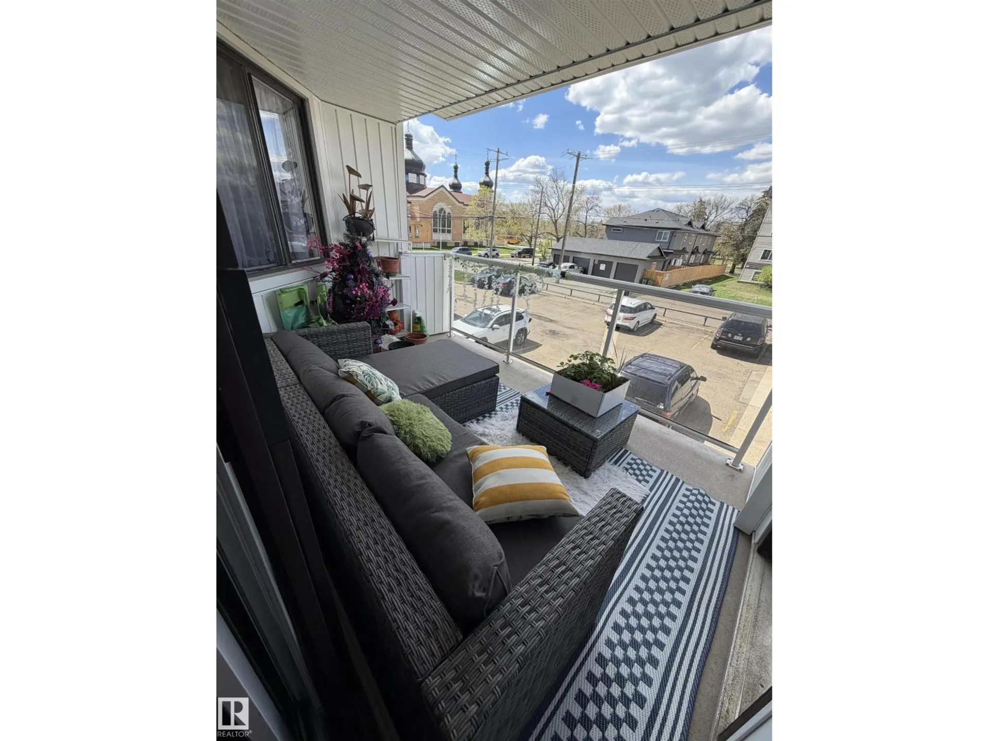 #205 10604 110 AV NW NW - Image 19