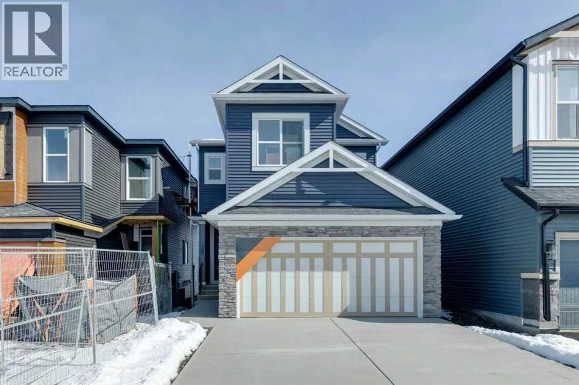 38 Annette Green NW - Image 1