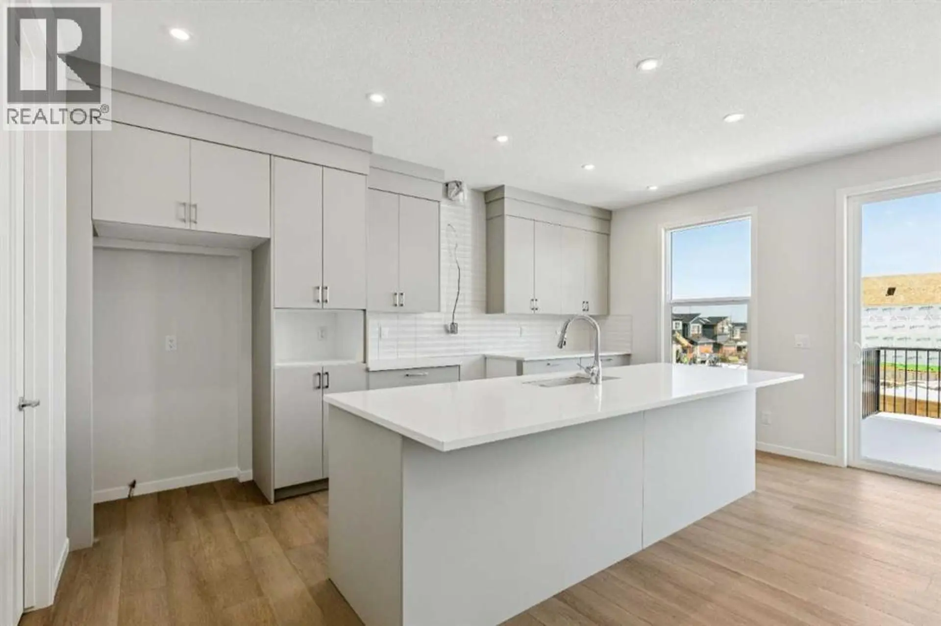 38 Annette Green NW - Image 4