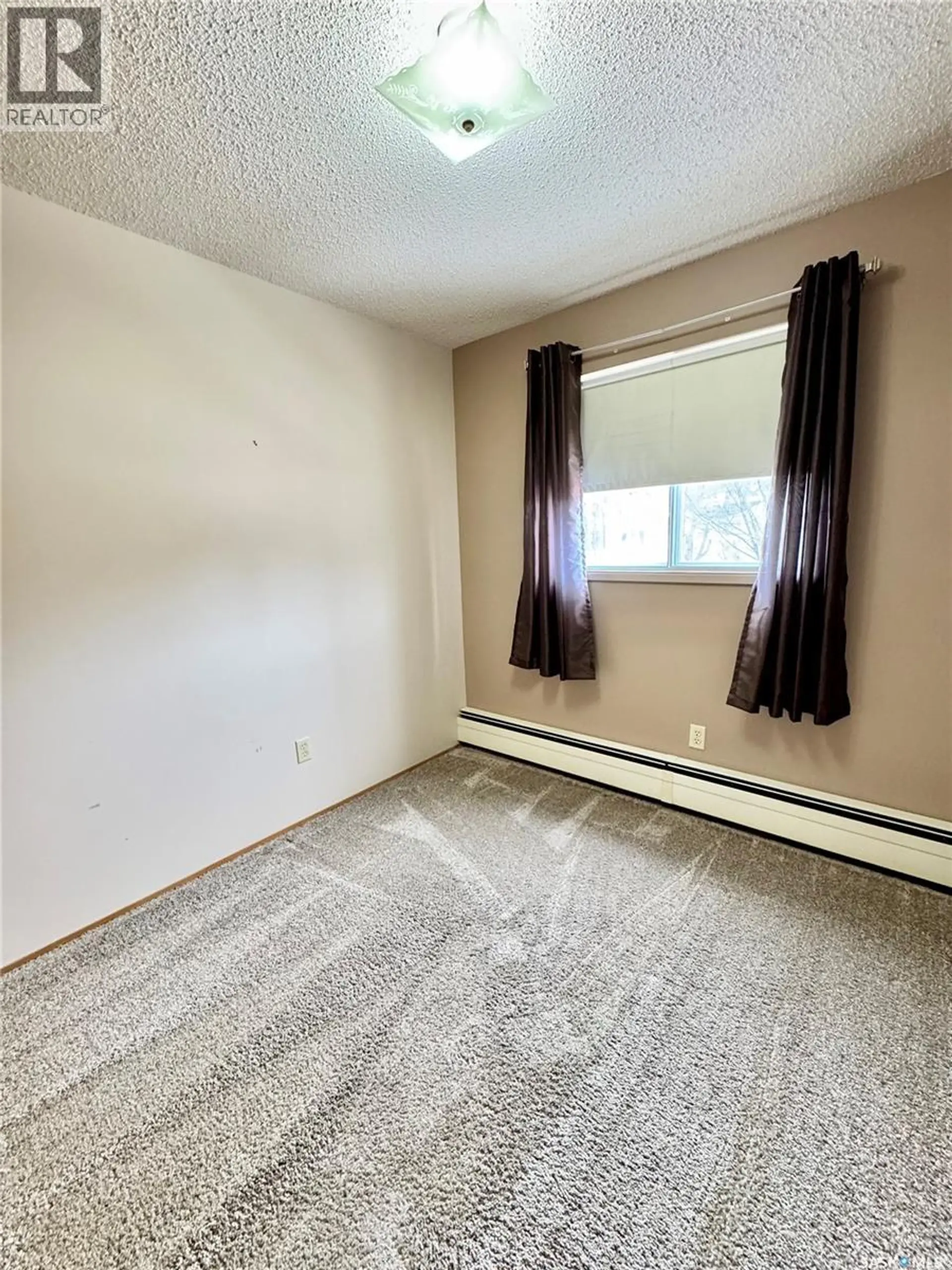 #205 66 19th STREET W - Image 10