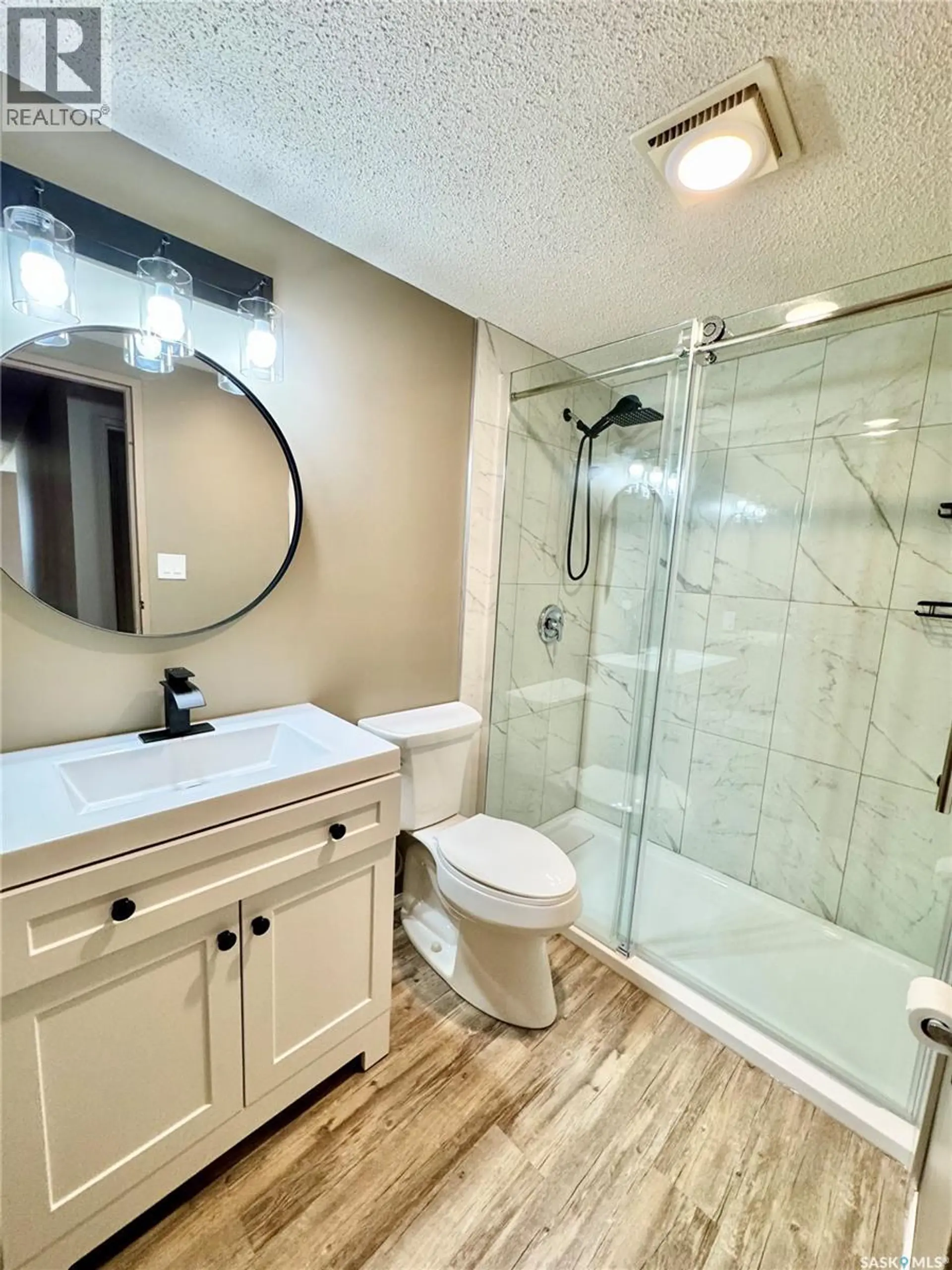 #205 66 19th STREET W - Image 12